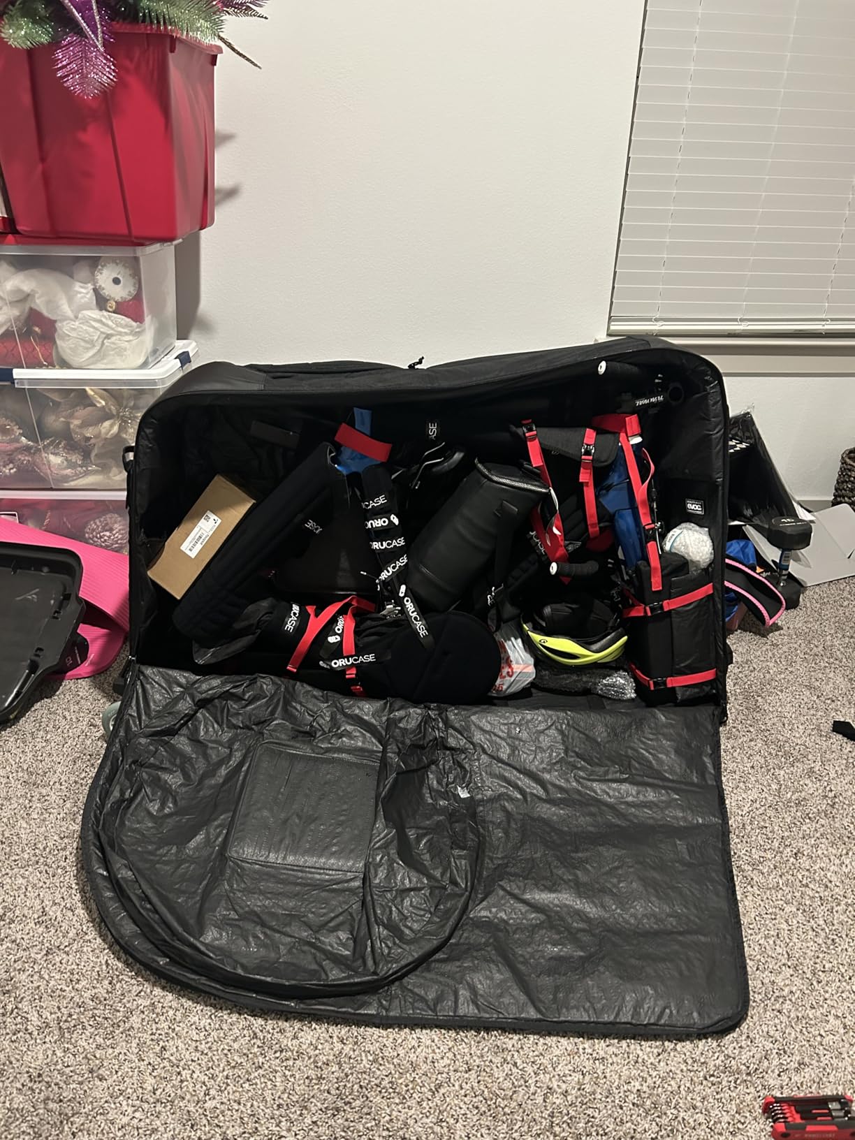 EVOC Road Bike Bag with Molded Polycarbonate Bike Block and Skate Wheels (285L, Black) customer photo 2