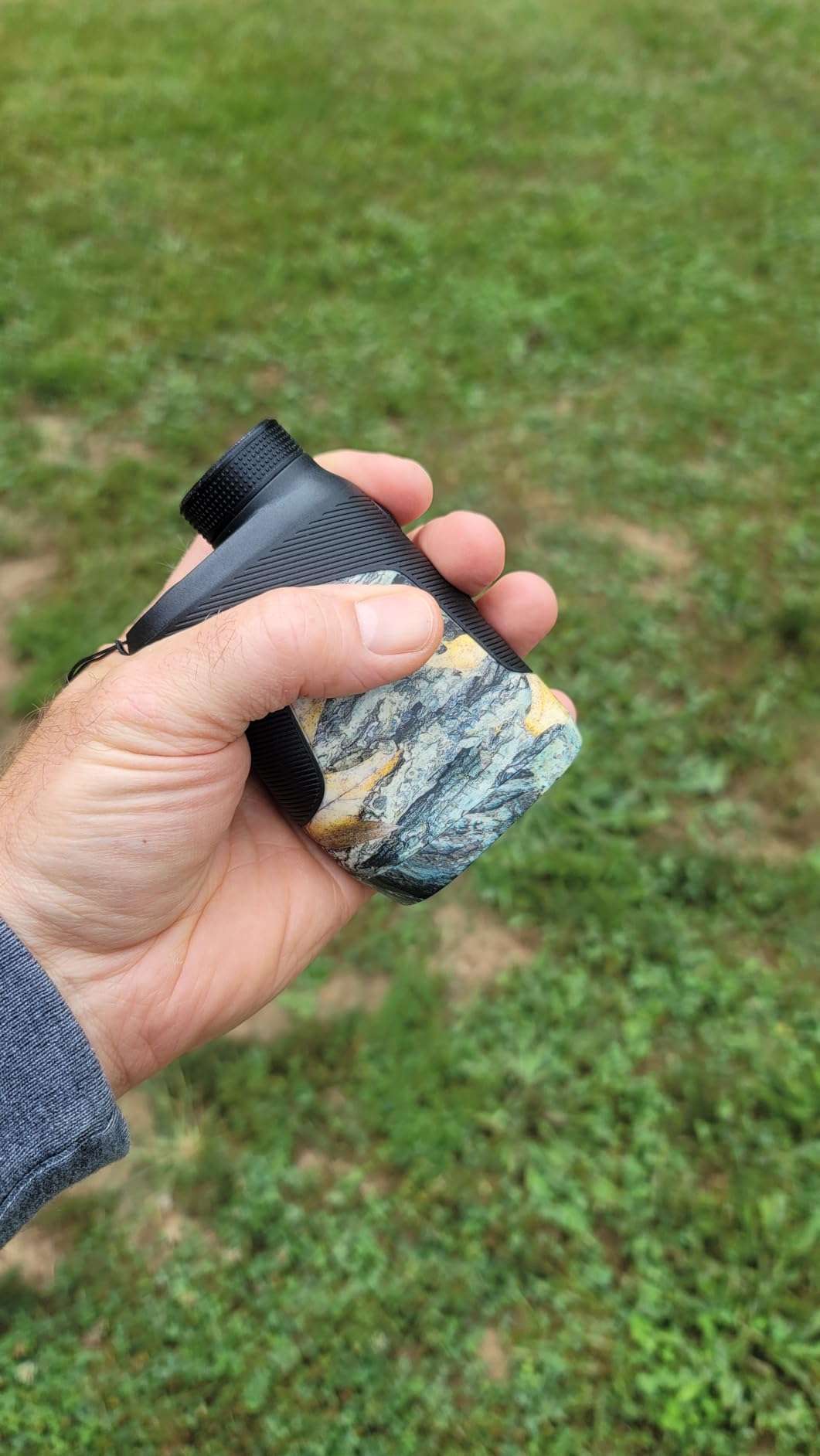TIDEWE Hunting Rangefinder with Rechargeable Battery, 700/1000Y Laser Range Finder 6X Magnification customer photo 2
