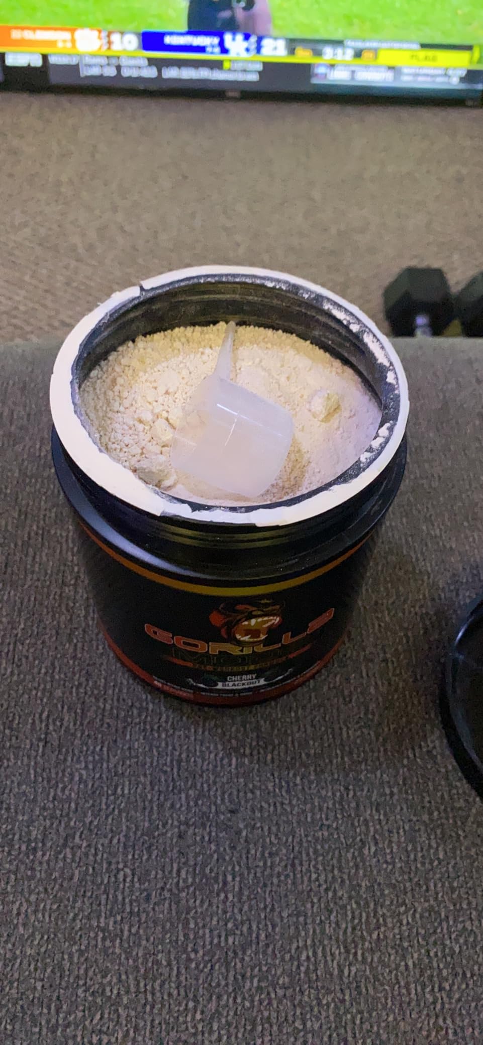 Gorilla Mode Pre Workout - Massive Pumps Laser Focus Energy Power - L-Citrulline, Creatine, L-Tyrosine, Betaine, Hydroprime, Alpha-GPC, 400mg Caffeine, Huperzine A - 812g (Cherry) customer photo 1