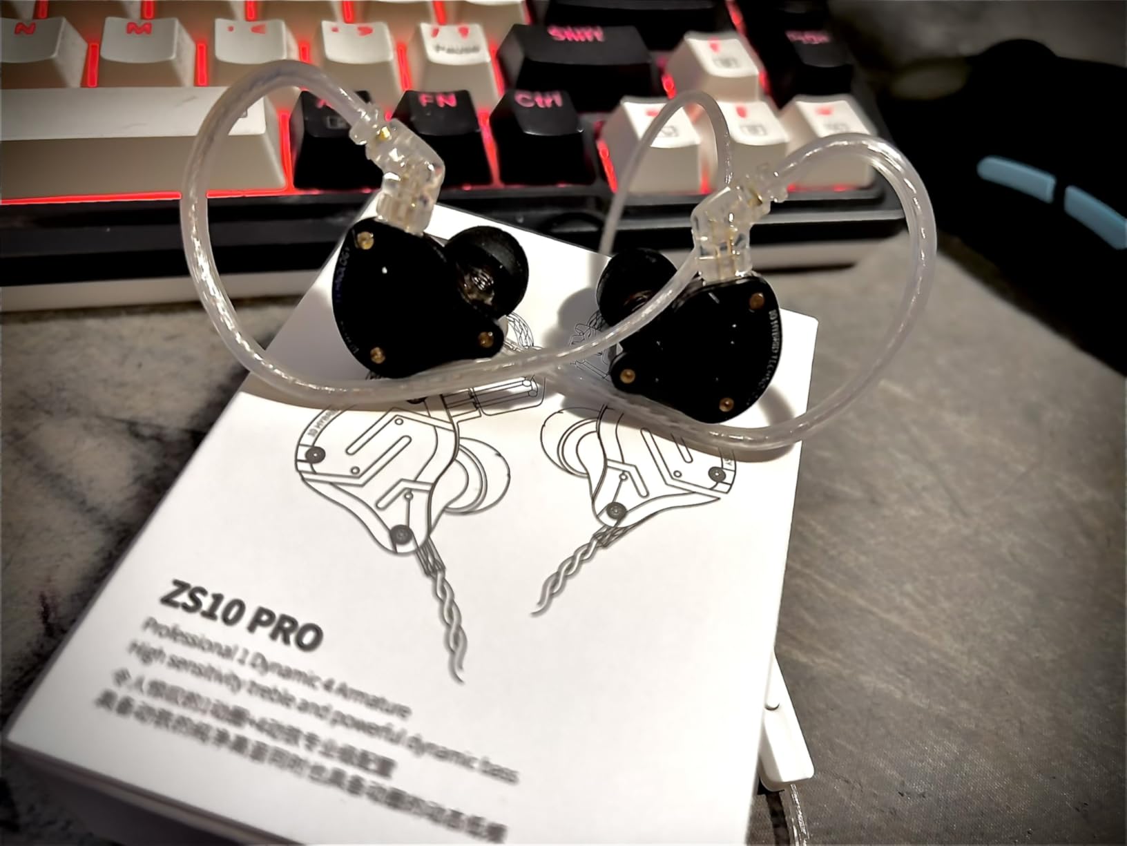 Linsoul KZ ZS10 Pro, 4BA+1DD 5 Driver in Ear Monitor, HiFi Wired Earbuds, Gaming Earbuds, Hybrid IEM Earphones with Stainless Steel Faceplate, Detachable Cable for Musician(with Mic, Dark Black) customer photo 2