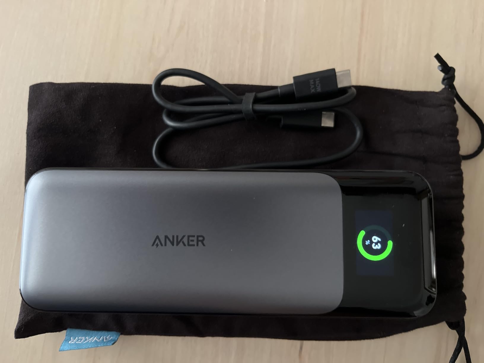 Anker 737 Power Bank, 140W 24,000mAh 3-Port Laptop Charger, Smart Display | Fast Multi-Device Charging, for iPhone 16 / 15 / 14 Series, Vision Pro, Samsung, MacBook, and More customer photo 1