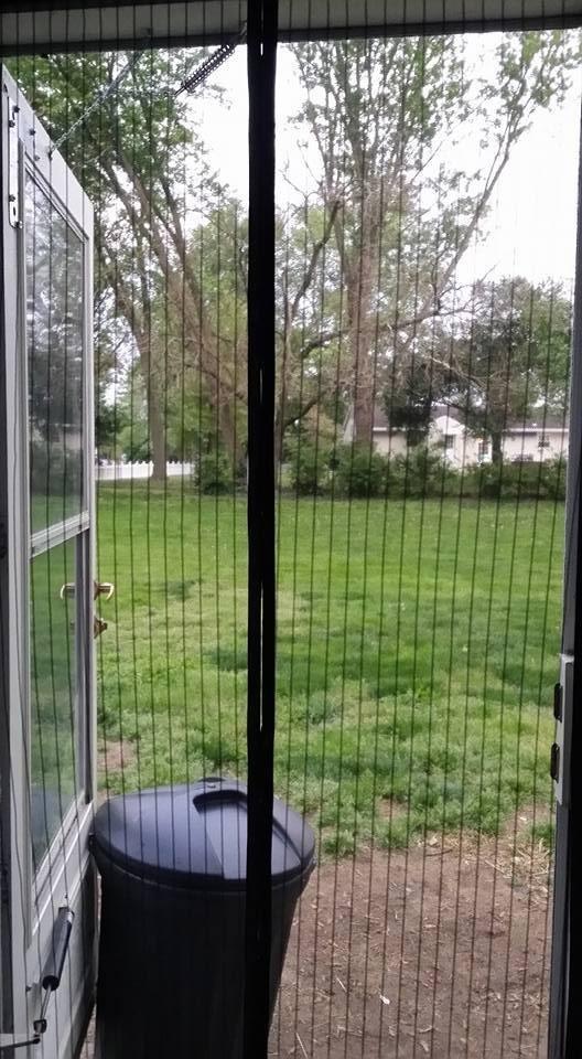 UnBugs Garage Screen Doors for 1 Car Garage - Fits Single Garage Doors up to 9 Feet Wide x 7 Feet Tall MAX - Pet & Kid Friendly, Self-Closing - Hands Free Magnet Closure customer photo 1