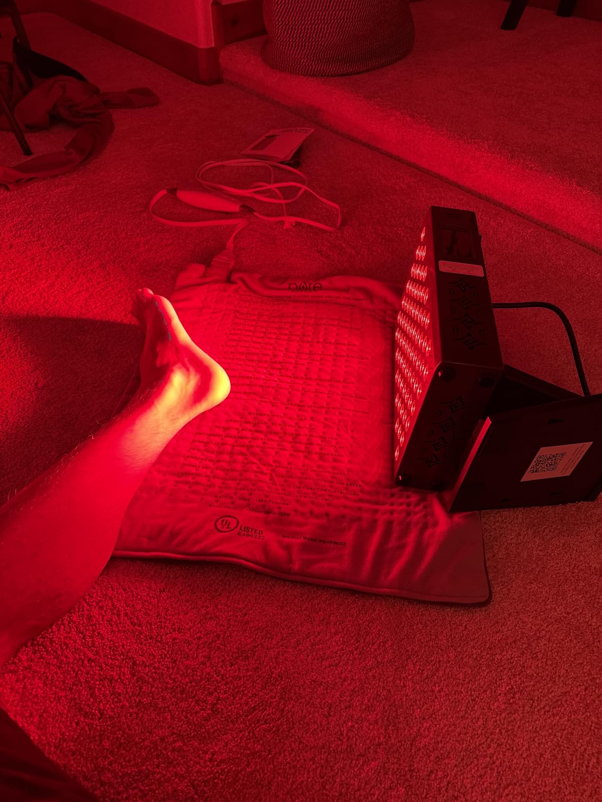 Hooga ULTRA360 Red Light Therapy Panel - 630nm 660nm 810nm 850nm, 72 Quad Chip LEDs, Adjustable Brightness, Pulse Mode customer photo 1