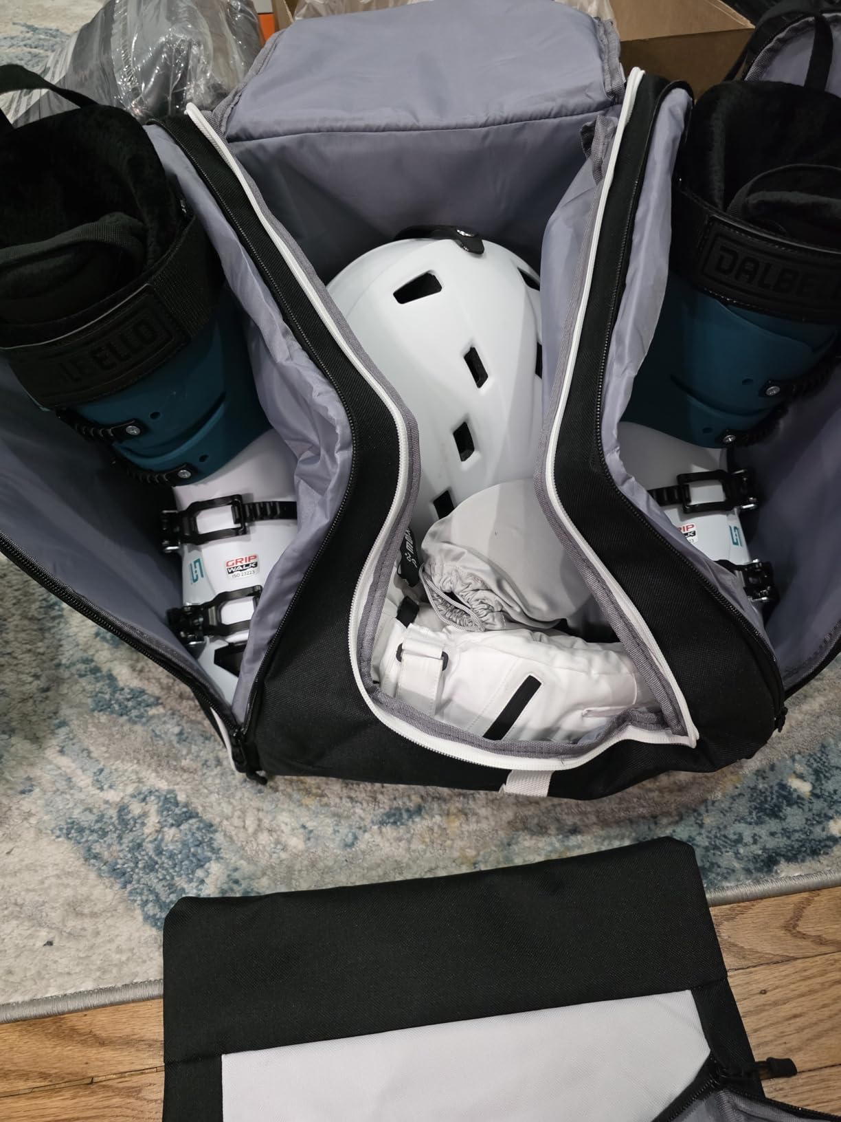 GoHimal Ski Bag and Boot Bag Combo, Padded Skis Bag for Air Travel, Safety Reinforce Ski Carrier Bag Fits for Skis Up to 200 CM and Boots Up To Size US13, Water-resistant Ski Travel Bag customer photo 2