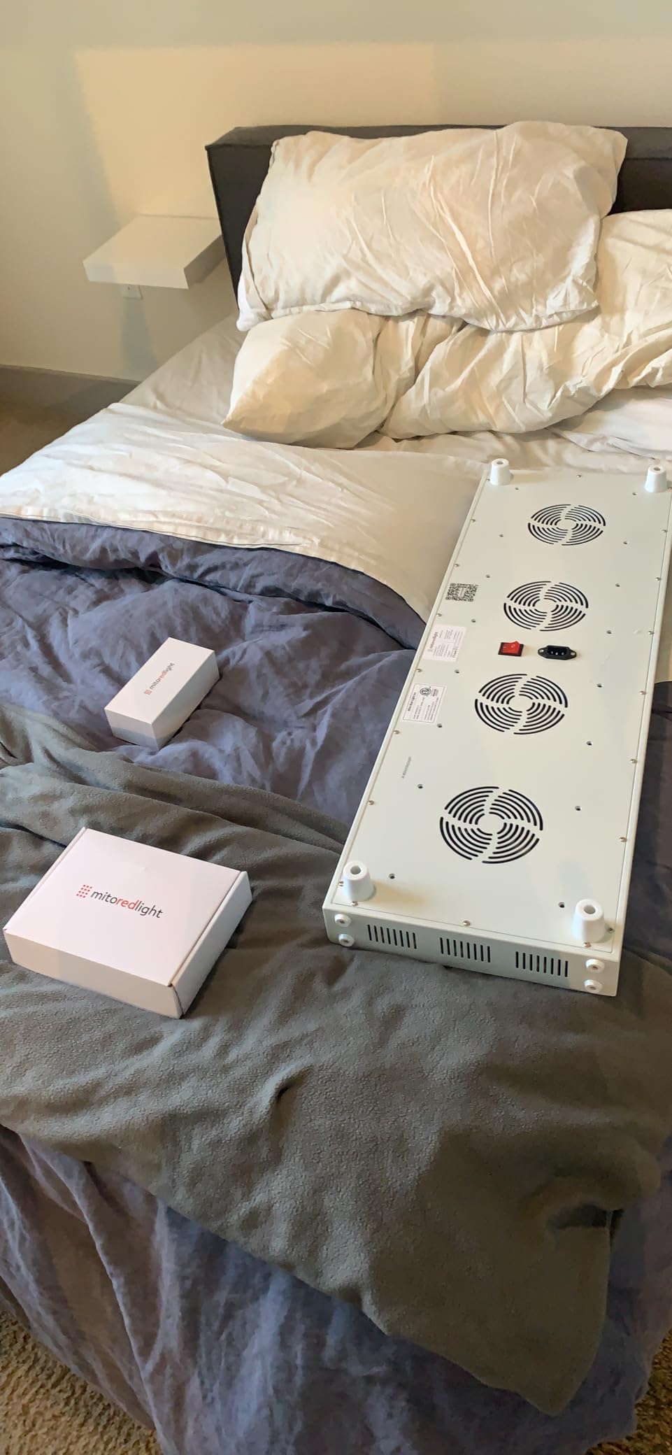 Mito Red Light MitoMEGA 2.0 Red Light Panel - Red Light & Near Infrared Red Light Therapy - At-Home Red Light Therapy for Body customer photo 1