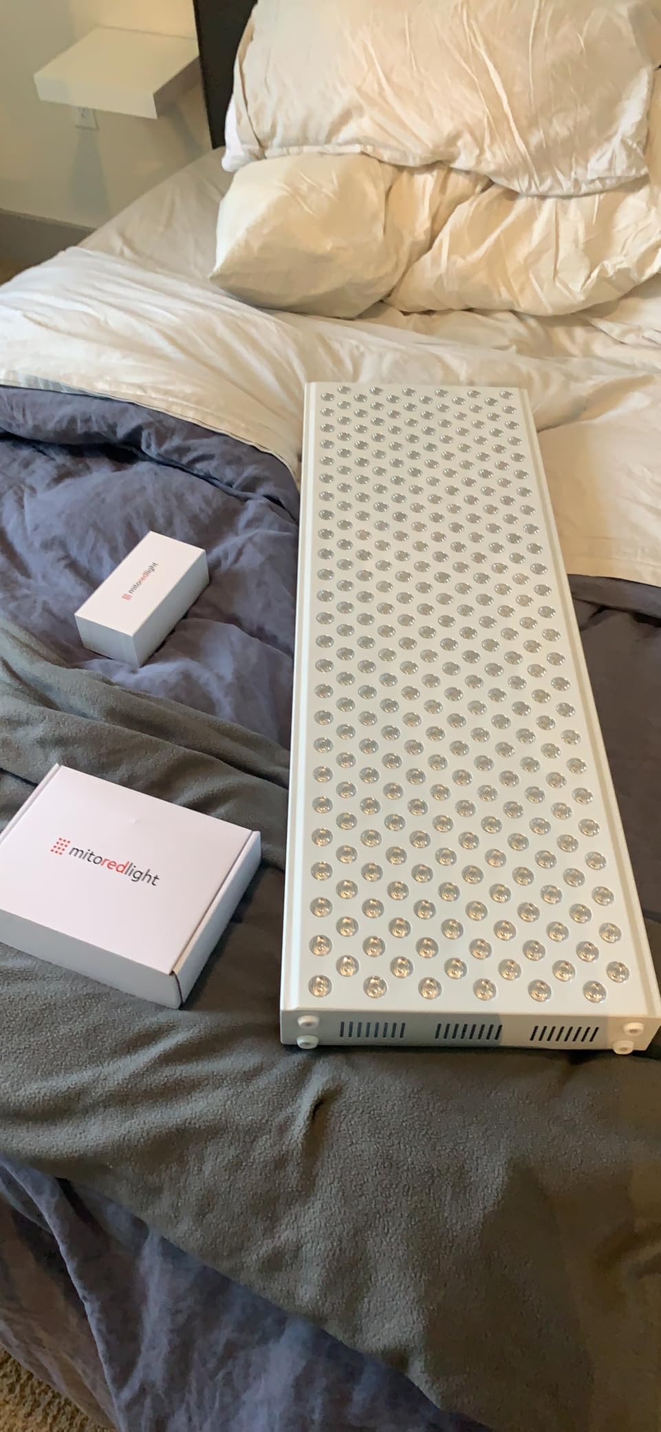 Mito Red Light MitoMEGA 2.0 Red Light Panel - Red Light & Near Infrared Red Light Therapy - At-Home Red Light Therapy for Body customer photo 2