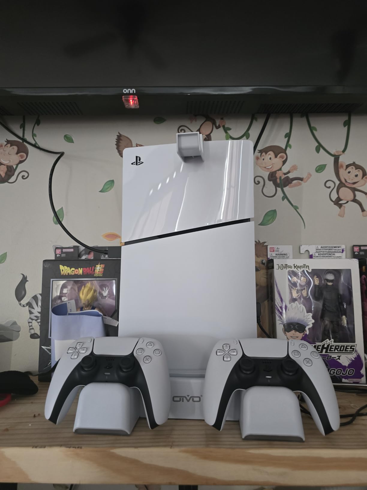 PlayStation 5 Digital Edition (slim) customer photo 1