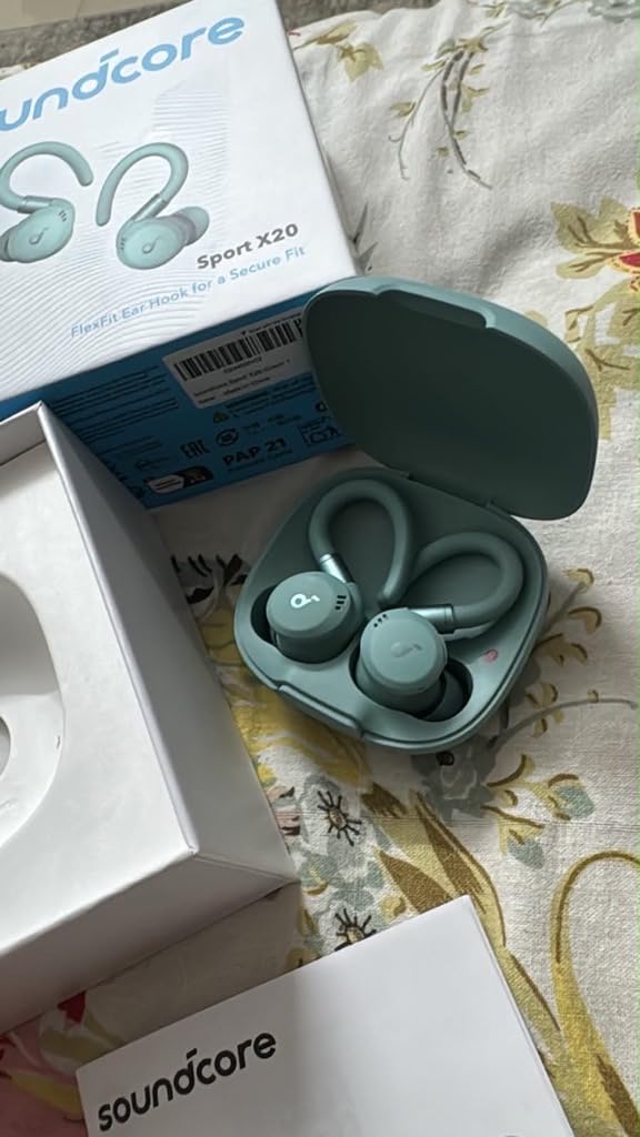 Soundcore Sport X20 by Anker, True-Wireless Workout Earbuds, Rotatable and Extendable Ear Hooks, Noise Cancelling, Deep Bass, IP68 Waterproof, Sweatproof, Dustproof, 48H Play customer photo 2