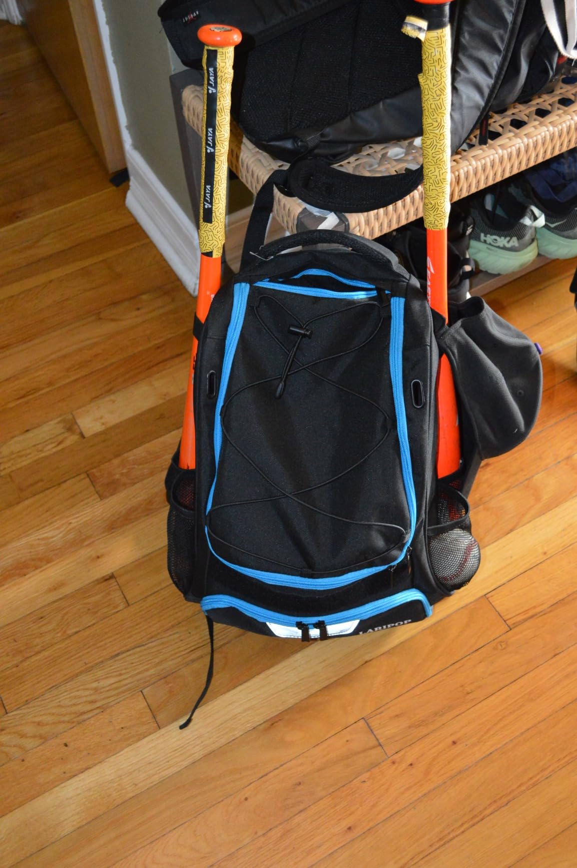 LARIPOP Youth Baseball Bag, Bat Backpack with Fence Hook & Separate Shoe Compartment, Waterproof Equipment Bag for Baseball, T-Ball & Softball customer photo 1