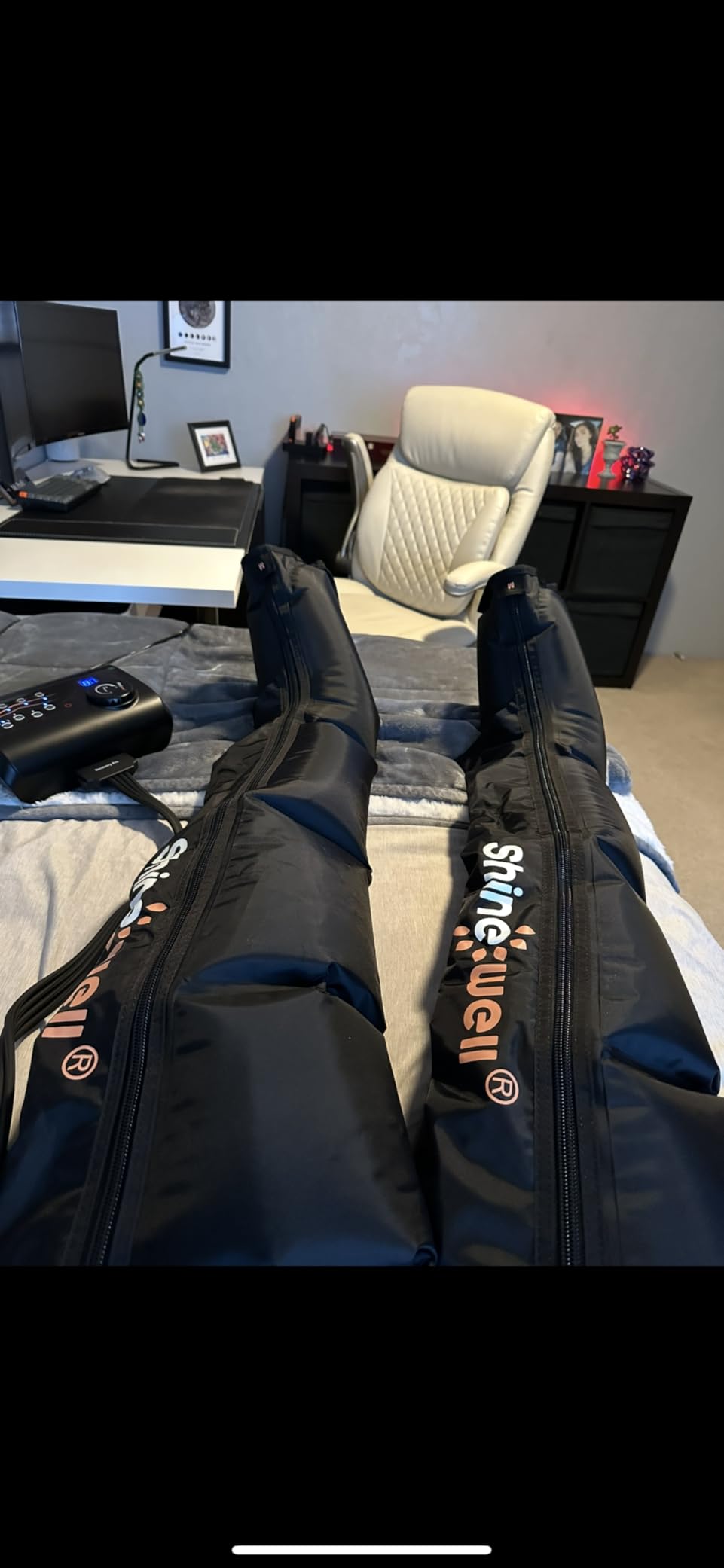 SHINE WELL Leg Recovery Compression System, Professional Foot and Leg Air Compression Boots, Sequential Device for Massage Therapy, Fast Recovery & Improved Circulation for Athletes & Gym customer photo 1
