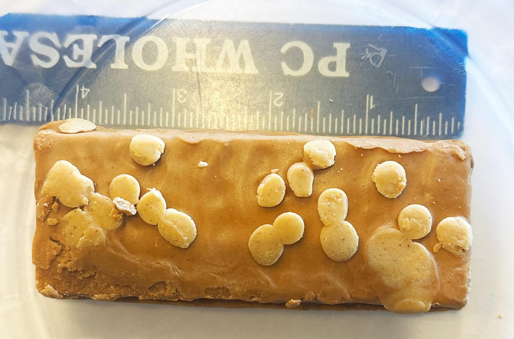 ONE Protein Bars, Reese's Peanut Butter Lovers, Gluten Free with 18g Protein and 3g Sugar, Pantry Staples, 2.12 oz (12 Count) customer photo 1