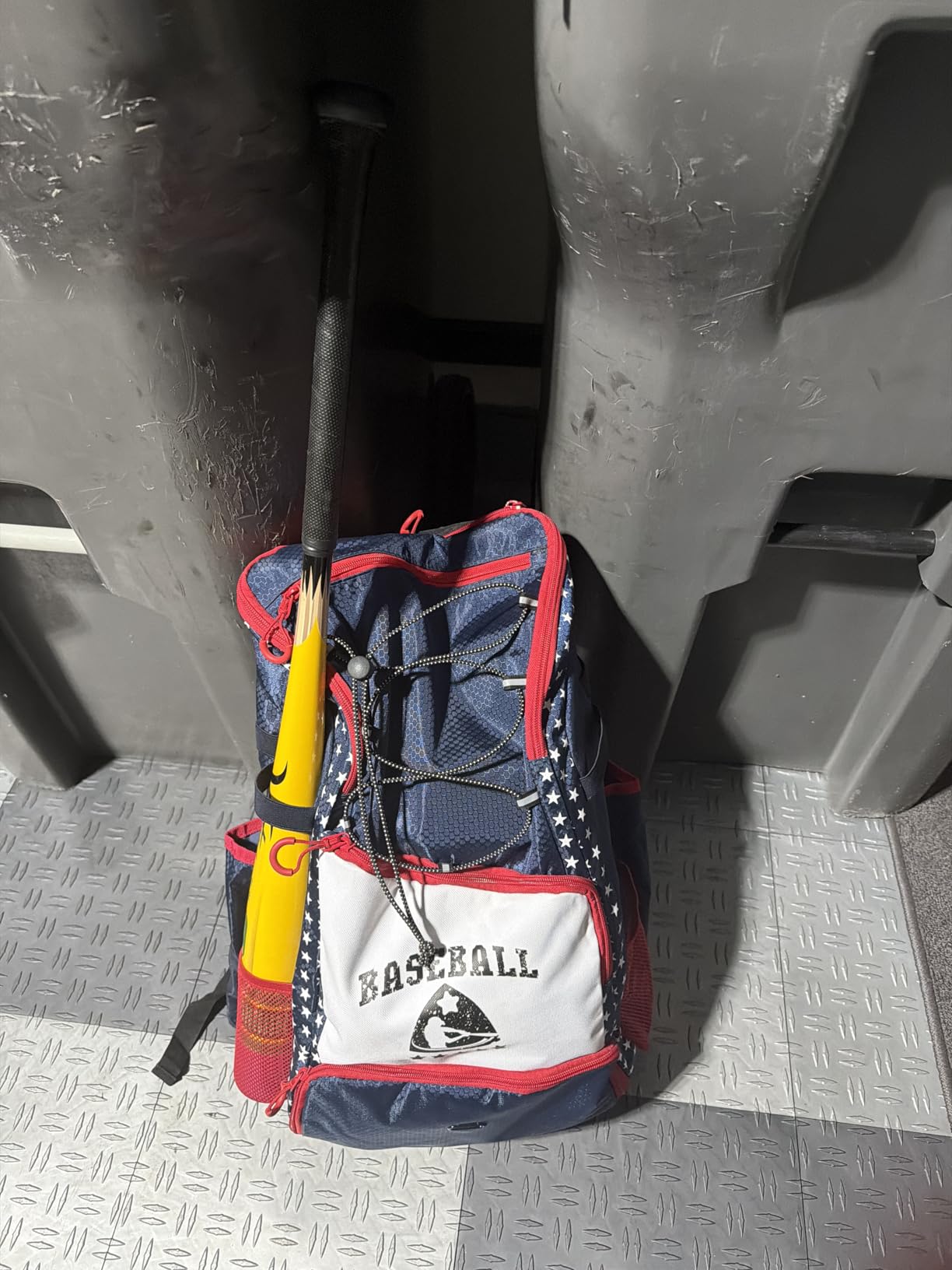 Baseball Bag for Youth & Adult with 4 Bat Sleeves - Softball Bat Bag with Shoe Compartment - Baseball Backpack for T-Ball, Softball Equipment, Baseball Gear customer photo 1