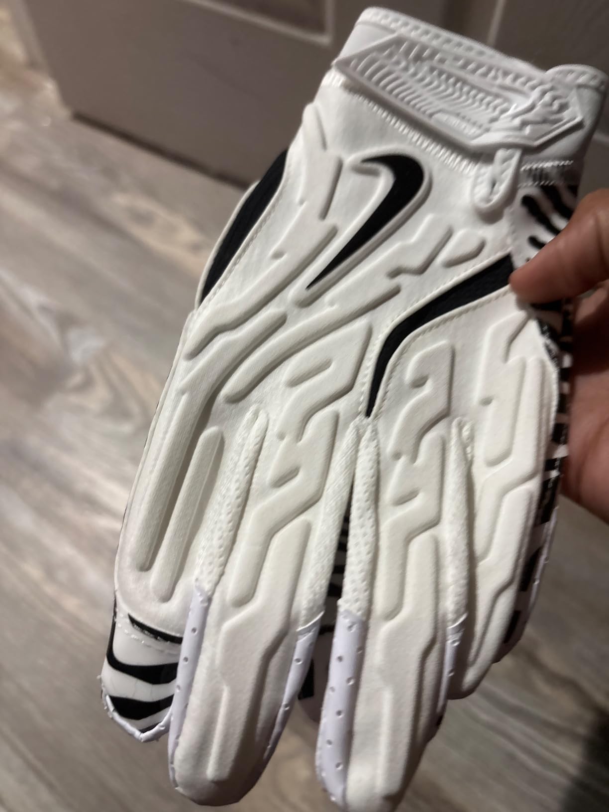 Nike Superbad 7.0 Football Gloves customer photo 1