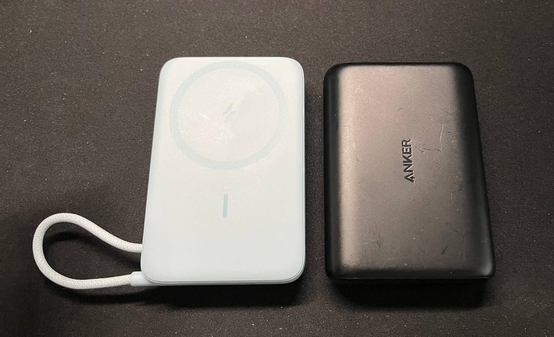 Anker Zolo Magnetic Power Bank, 10,000mAh 30W Wireless Portable Charger | Built-In Right-Angle USB-C Cable, Adjustable Stand, Compact Design, for iPhone 17 / 16 / 15 Series, AirPods, and More customer photo 2