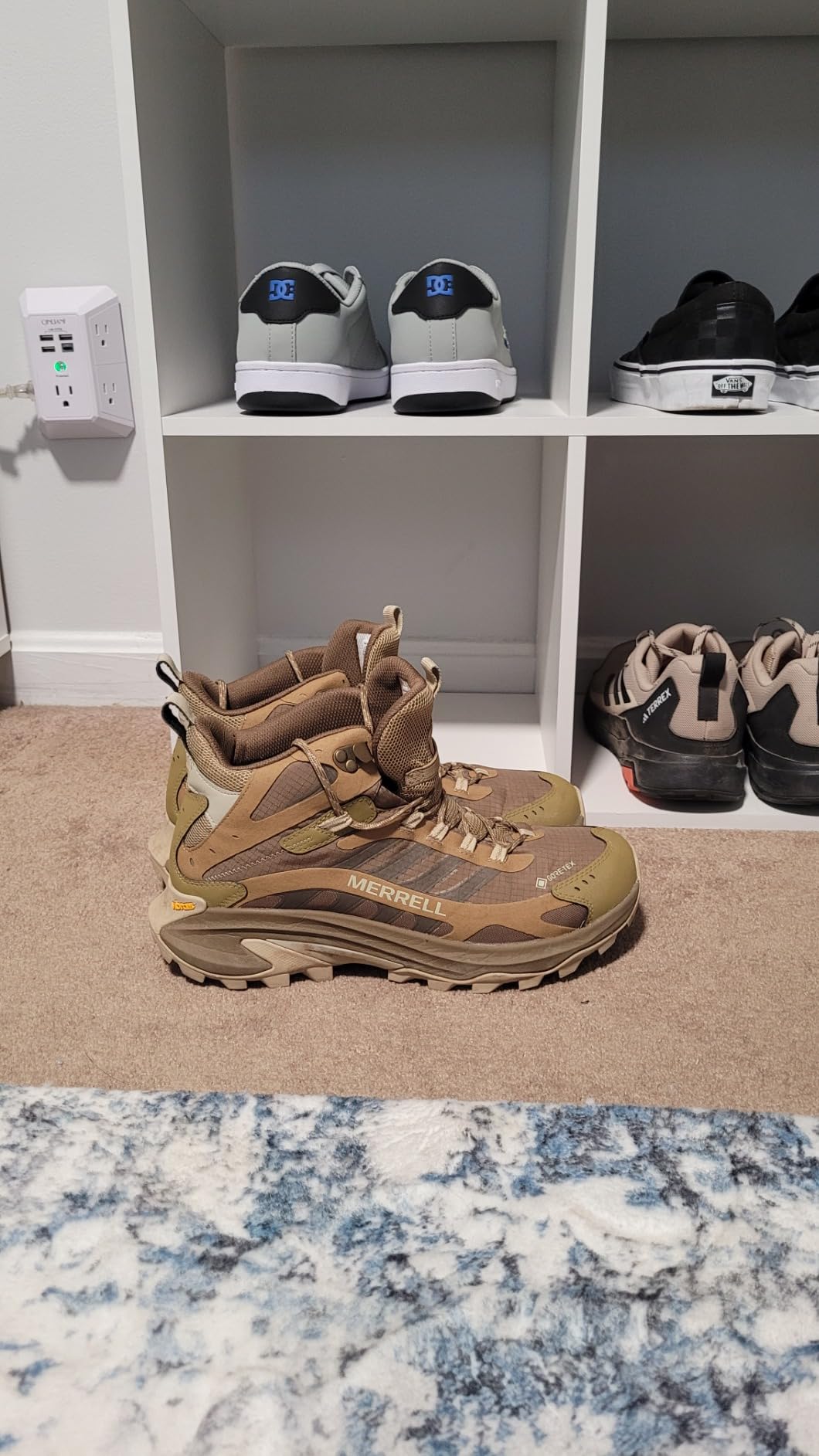 Merrell Men's Moab Speed 2 Mid GTX Gore-Tex Hiking Boots customer photo 1