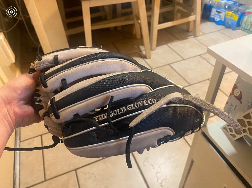 Rawlings | Heart of The Hide Fastpitch Softball Glove | Sizes 11.75