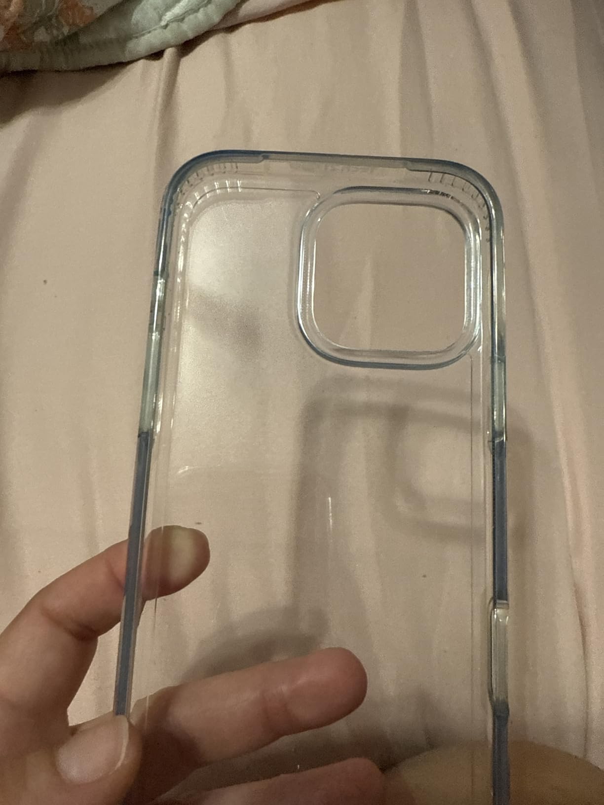 Tech21 EvoClear for iPhone 16 Transparent - Impact Protection Case - in Clear customer photo 1