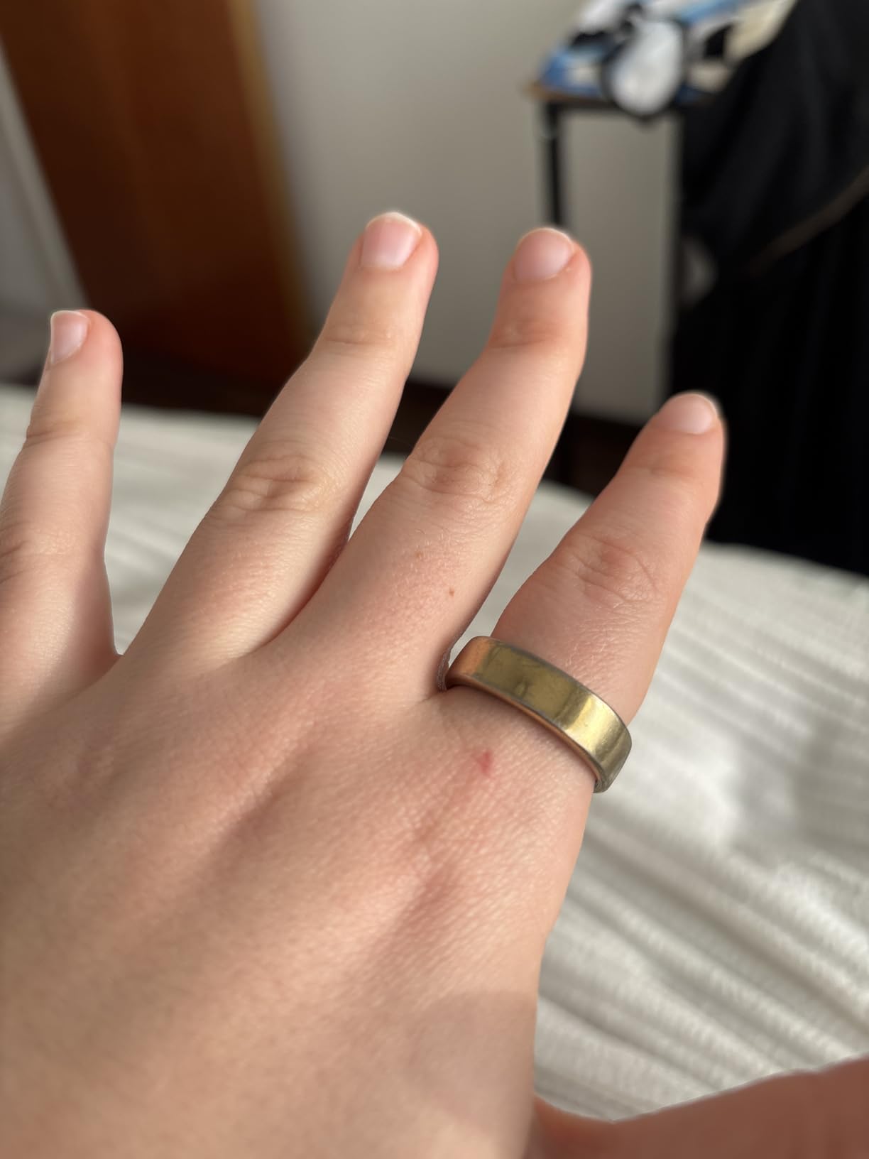 RingConn Gen 2, World's First Smart Ring with Sleep Apnea Monitoring, No APP Subscription, 12-Day Battery Life, Stress/Heart Rate/Women's Health Tracker, Android & iOS Compatible (Gold, Size 7) customer photo 1