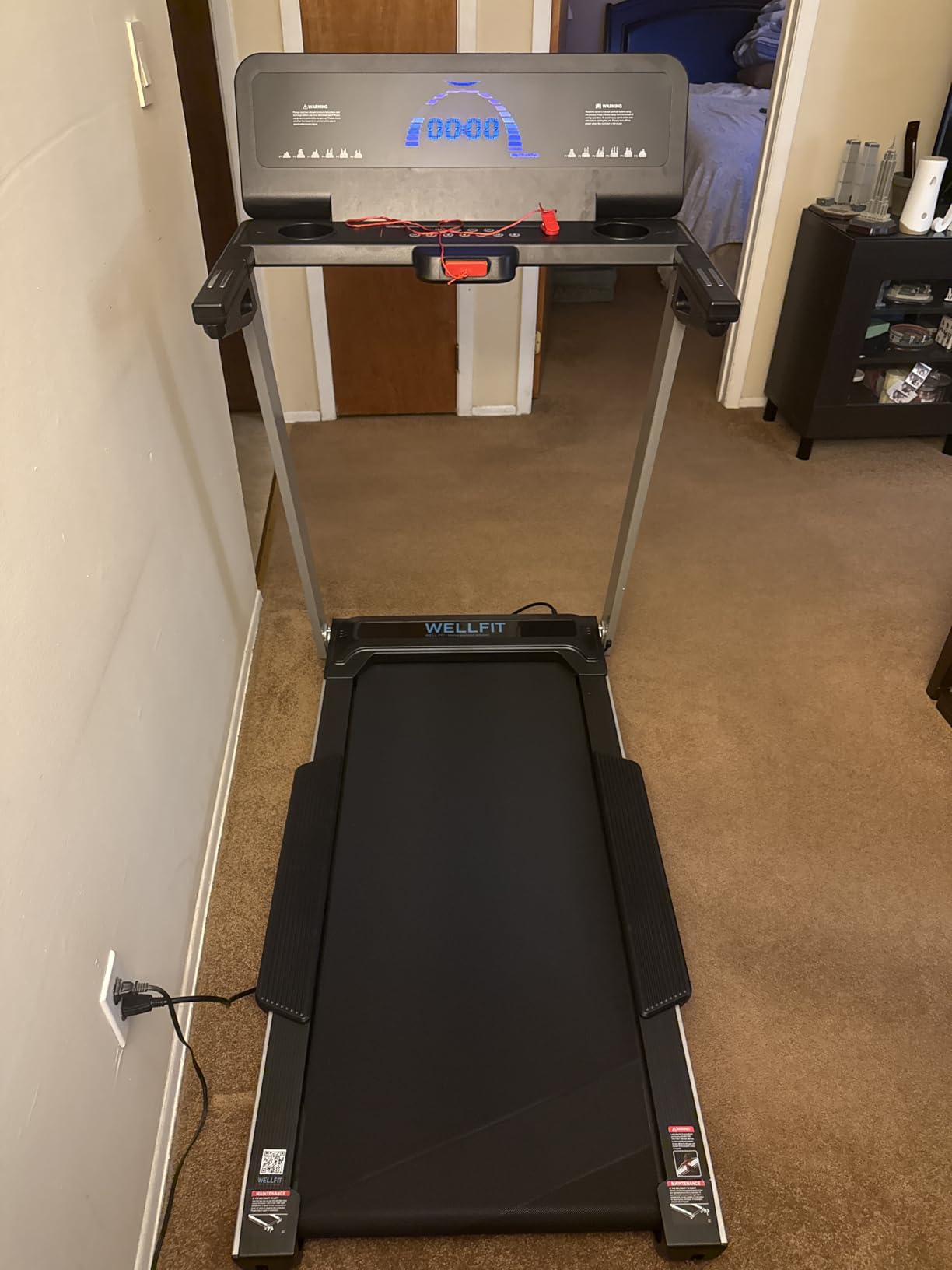 WELLFIT Home Treadmill, 2 Level Incline Heavy Duty Treadmill with Pulse Sensor, 4.0 HP, 10 MPH, 450 lbs Capacity customer photo 2
