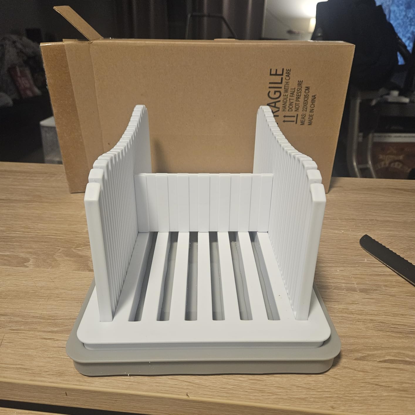 CAWIU Bread Slicer for Homemade with Box, Foldable Bread Cutter with Crumb Tray, Adjustable Width Bread Slicing Guide for Loafs, Sandwiches, Bagels, and Cakes customer photo 2