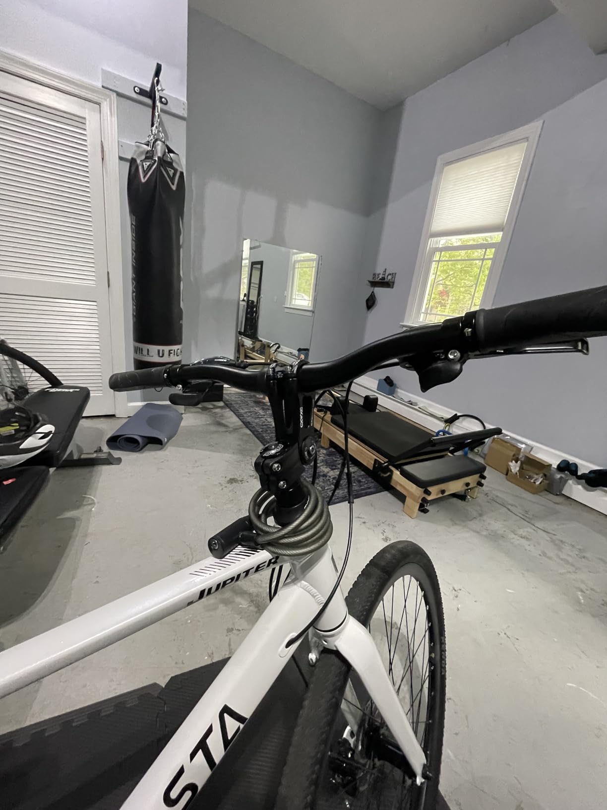 AVASTA Jupiter 700C Road Adult Hybrid Cycling Bike, Aluminum Frame, 21-Speed, Dual Disc Brakes customer photo 2
