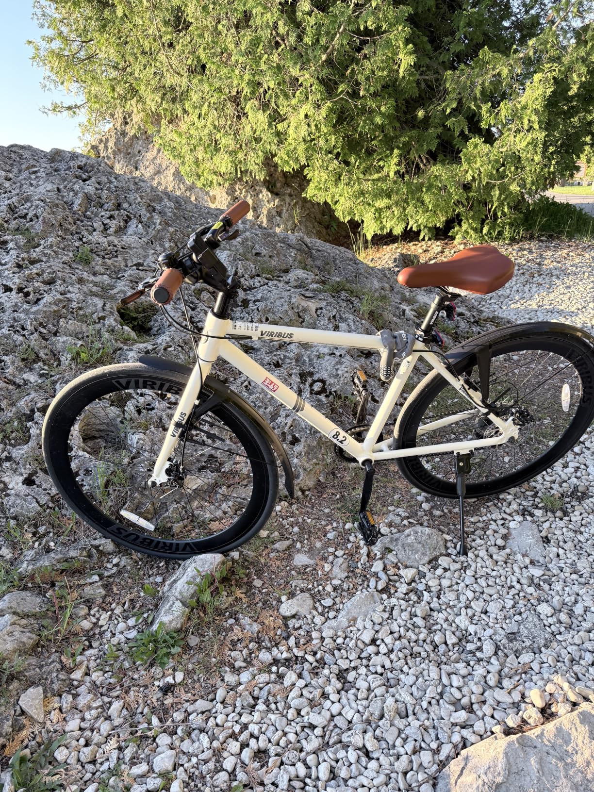 VIRIBUS Hybrid Bikes, 28 inch Mens Hybrid Bicycle 7 Speed, Lightweight Aluminum Frame & Disc Brakes, 700C Retro Vintage Adult Bike for City Commuters customer photo 1