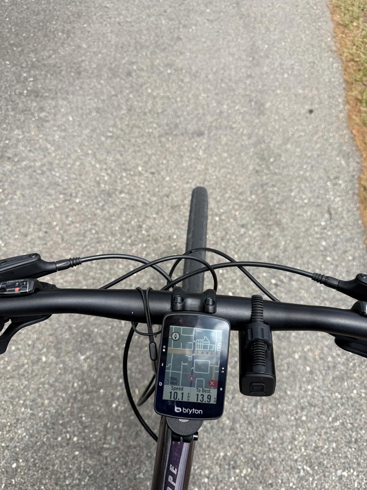 Bryton Rider 650 2.8 Inch Color LCD Touchscreen GPS Bike/Cycling Computer, Preloaded USA Map, Compatible with Bike Radar, 33hrs Long Battery Life, Navigation with Turn-by-Turn Follow Track Waterproof customer photo 2