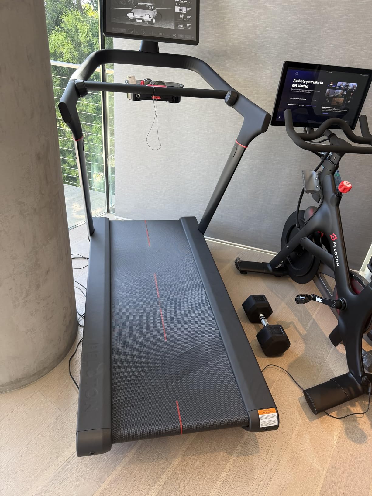 Peloton Treadmill, Cross Training Tread for Running, Walking & Hiking, Manual & Auto-Incline, Immersive 24