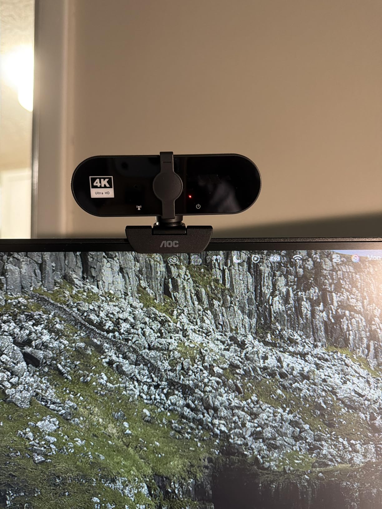 AOC 4k Webcam for PC with Microphone, Computer Camera with Noise Cancellation, Privacy Cover, 99° FOV, Plug & Play USB Webcam for Streaming, Conferencing, Zoom, Skype, Facetime, Laptop, PC, Skype customer photo 2