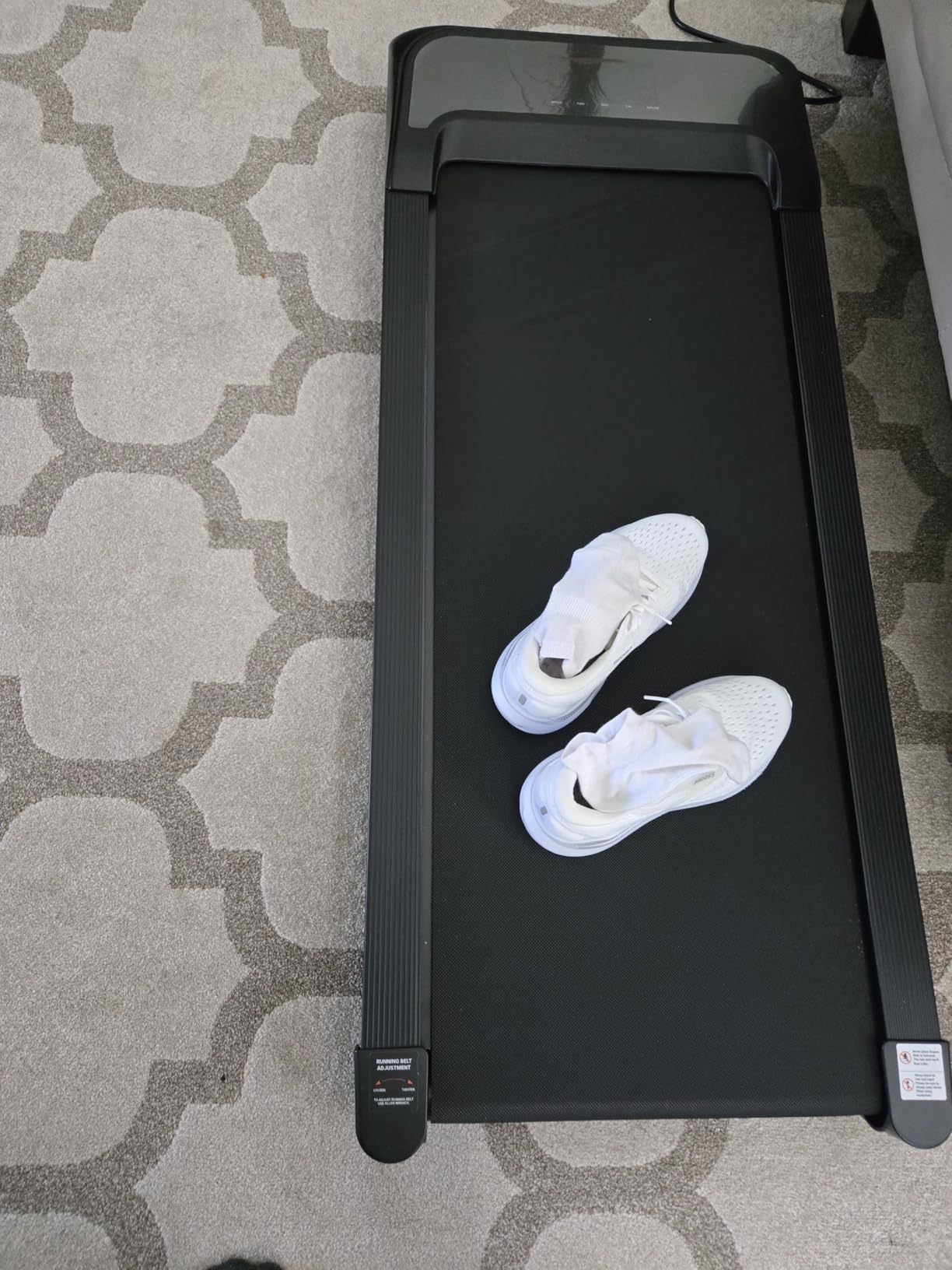 Niceday TM2 Incline Treadmill with 18% Auto Incline, Wide Belt Foldable Running Treadmills with Handles for Home 380 lb Capacity, 0.6-8.7MPH Indoor Running Machine customer photo 2