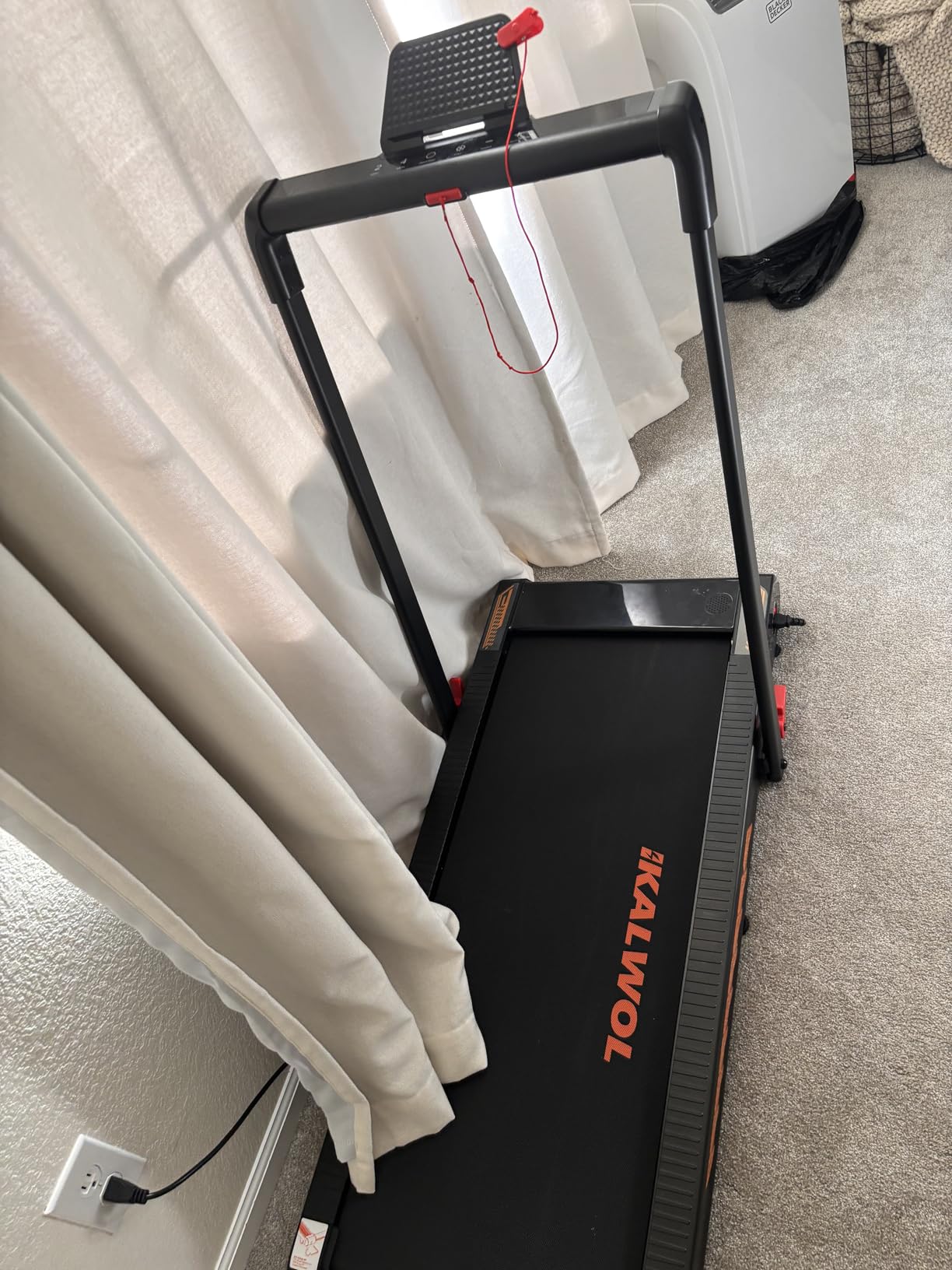 Treadmill with Speaker, 6-in-1 7.5MPH Foldable Treadmill for Home with App Compatible, Walking Pad with 10% Incline, LED Display, 3.0HP Brushless Drive, 350 LB Weight Capacity, 12 HIIT Programs customer photo 2