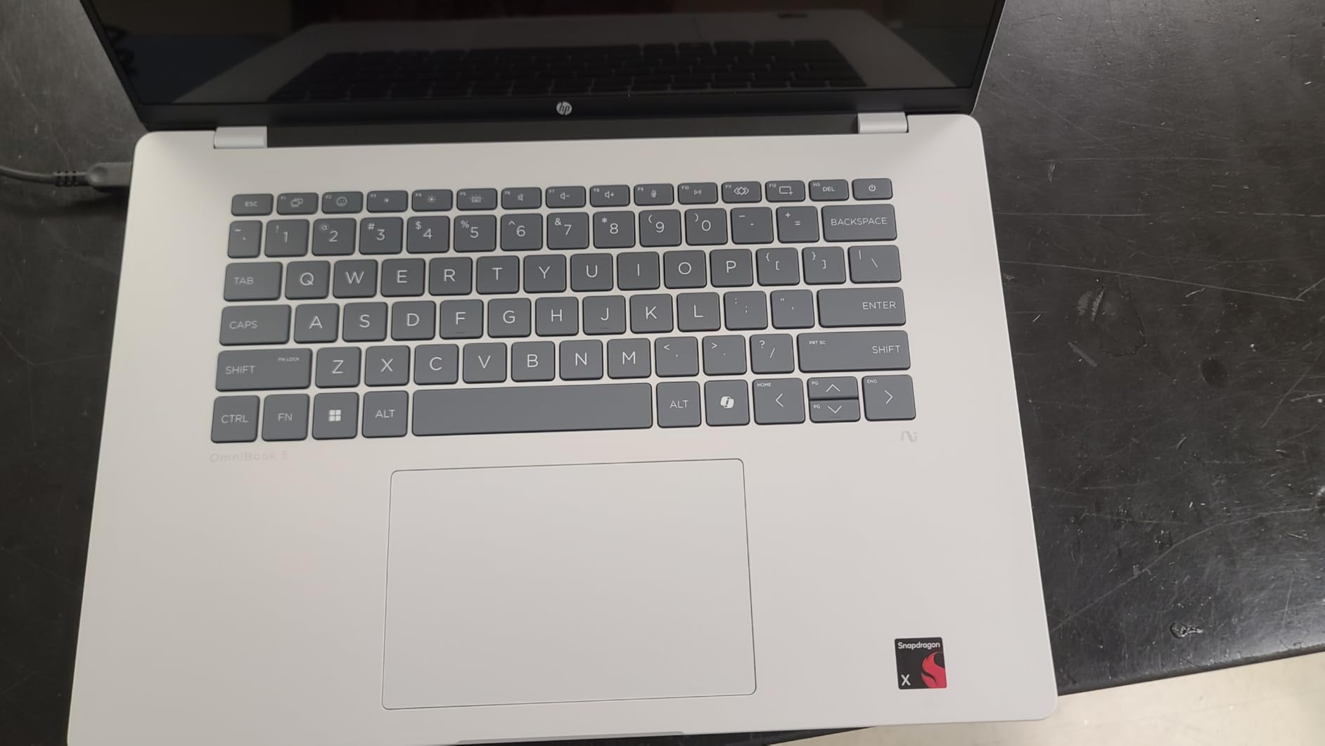 HP OmniBook 5 16 inch Next Gen AI PC, 2K Display, Snapdragon X X1-26-100, 16 GB RAM, 512 GB SSD, Qualcomm Adreno GPU, Windows 11 Home, Glacier Silver customer photo 1