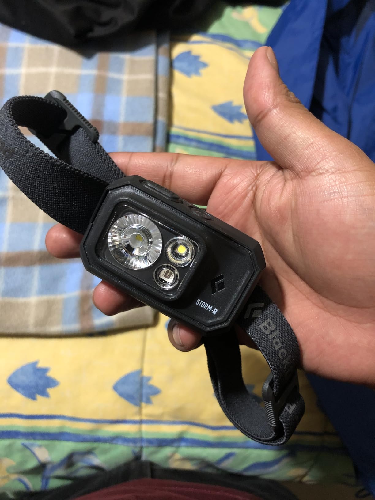 BLACK DIAMOND Storm 500-R Rechargeable Headlamp, 500 Lumens, Micro-USB Charging, Waterproof & Compact, Camping, Hiking, Running customer photo 2
