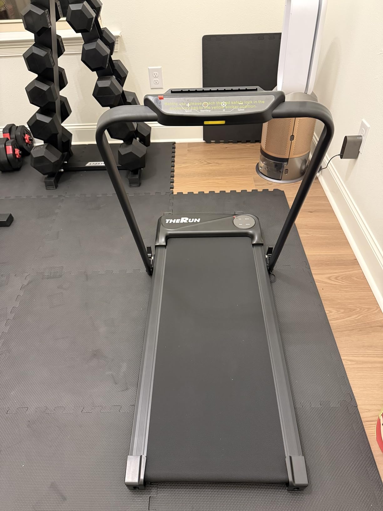 THERUN Walking Pad with Handle Bar, Walking Pad Treadmill for Home, Compact Treadmills with APP, Under Desk Treadmill with 10% Manual Incline, Portable Treadmill with Quiet Core customer photo 2
