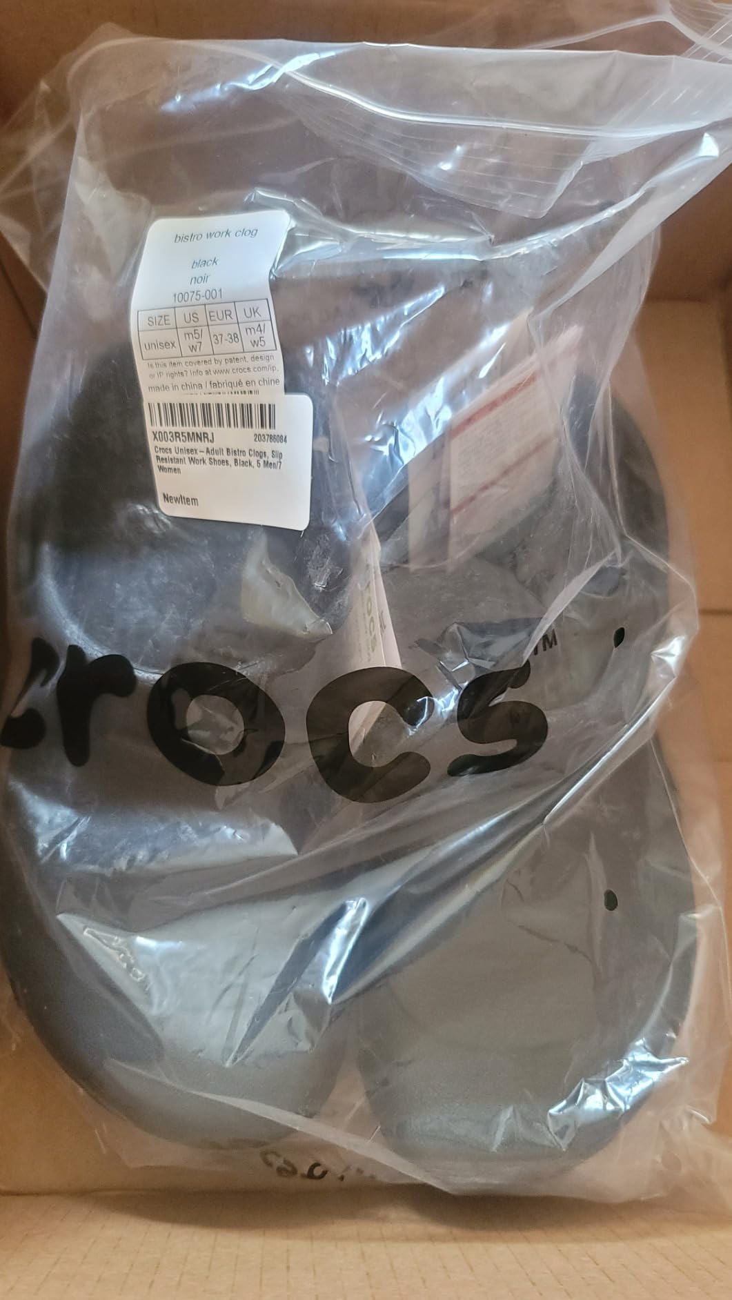 Crocs Unisex-Adult Bistro Work Clogs, Enclosed Toe, Slip Resistant Shoes | All Day Comfort at Work, Slip Resistant, Healthcare, Hospitality, Food Service Workers, Easy to Wipe Clean, ASTM Certified customer photo 1