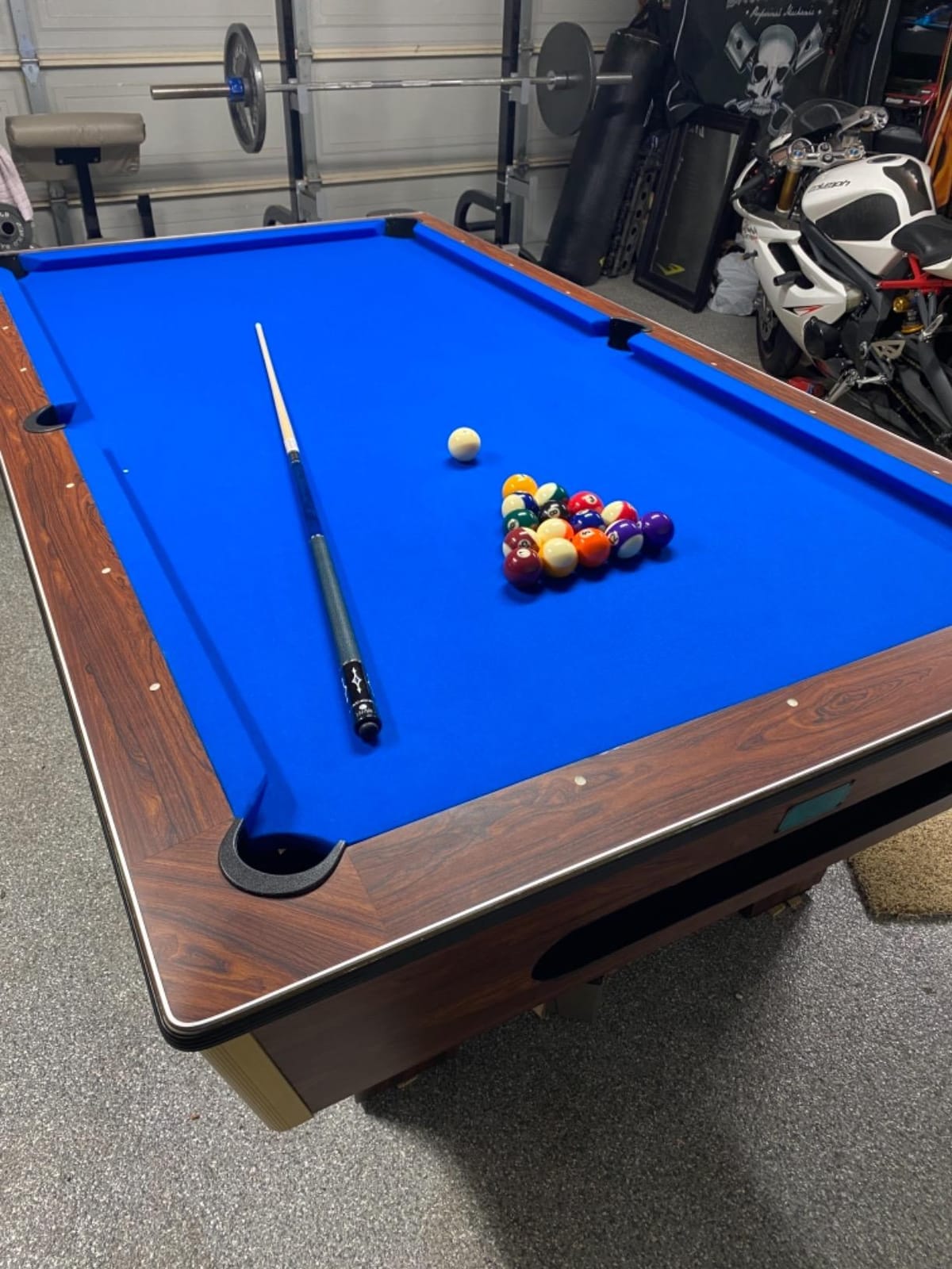 Lucasi Custom Luminous Blue Birds-Eye Pool Cue with Blue and White Diamond Inlays customer photo 1