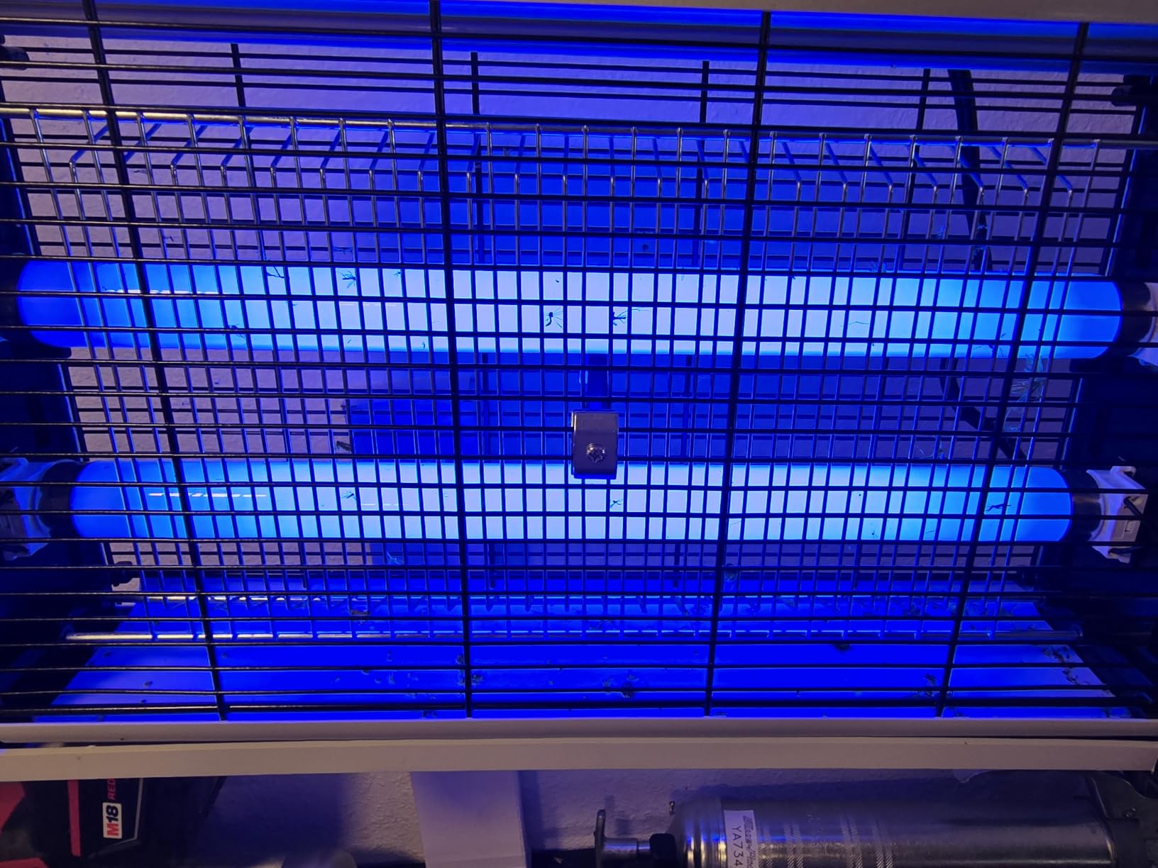 ASPECTEK Electric Bug Zapper, 20W UV Bulbs, Fly, Mosquito, Gnat and Moth Control, Indoor and Covered Outdoor Use for Home, Garage, Patio and Farm, Includes 2 Replacement Bulbs customer photo 2