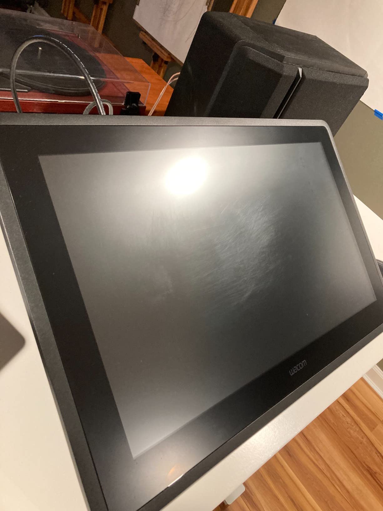 Wacom Cintiq 22, Drawing Tablet with Full HD Screen & Pro Pen 2 | Large creative workspace with advanced pen control for artists creating illustrations, comics, animation and digital art customer photo 2