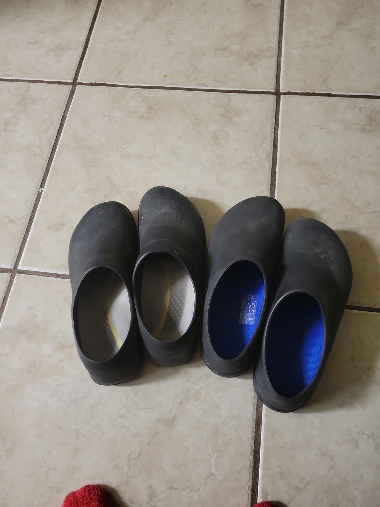 Shoes For Crews Radium Unisex Work Clog, Non-Slip, Comfortable | Water-resistant & easy to clean with REVIVE cushion & ASTM certification, slip-resistant for kitchen staff, chefs & nurses customer photo 1