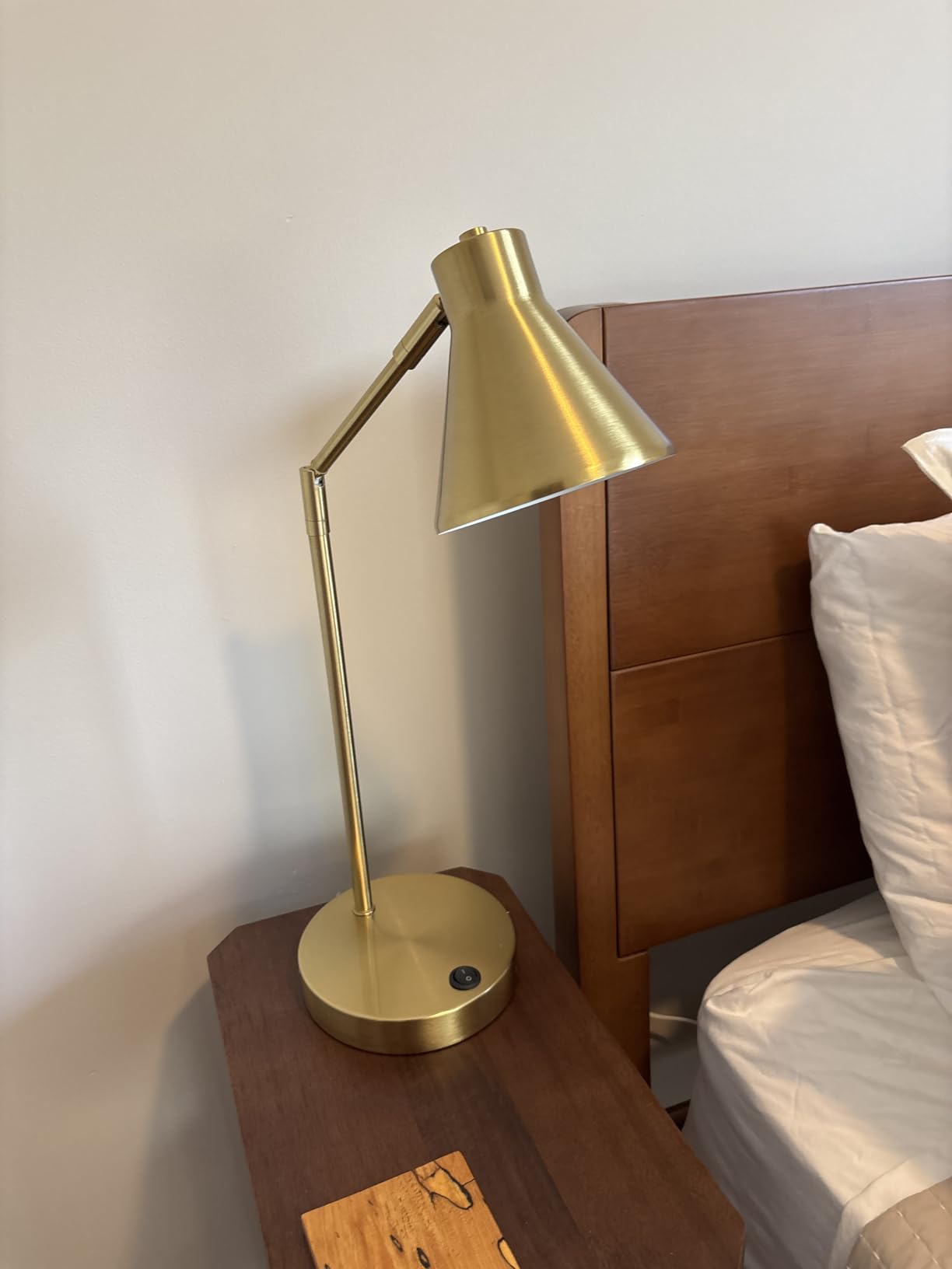 O'Bright LED Desk Lamp with USB Charging Port, Metal Swing Arm Reading Lamp (Piano Lamp - Black) customer photo 2