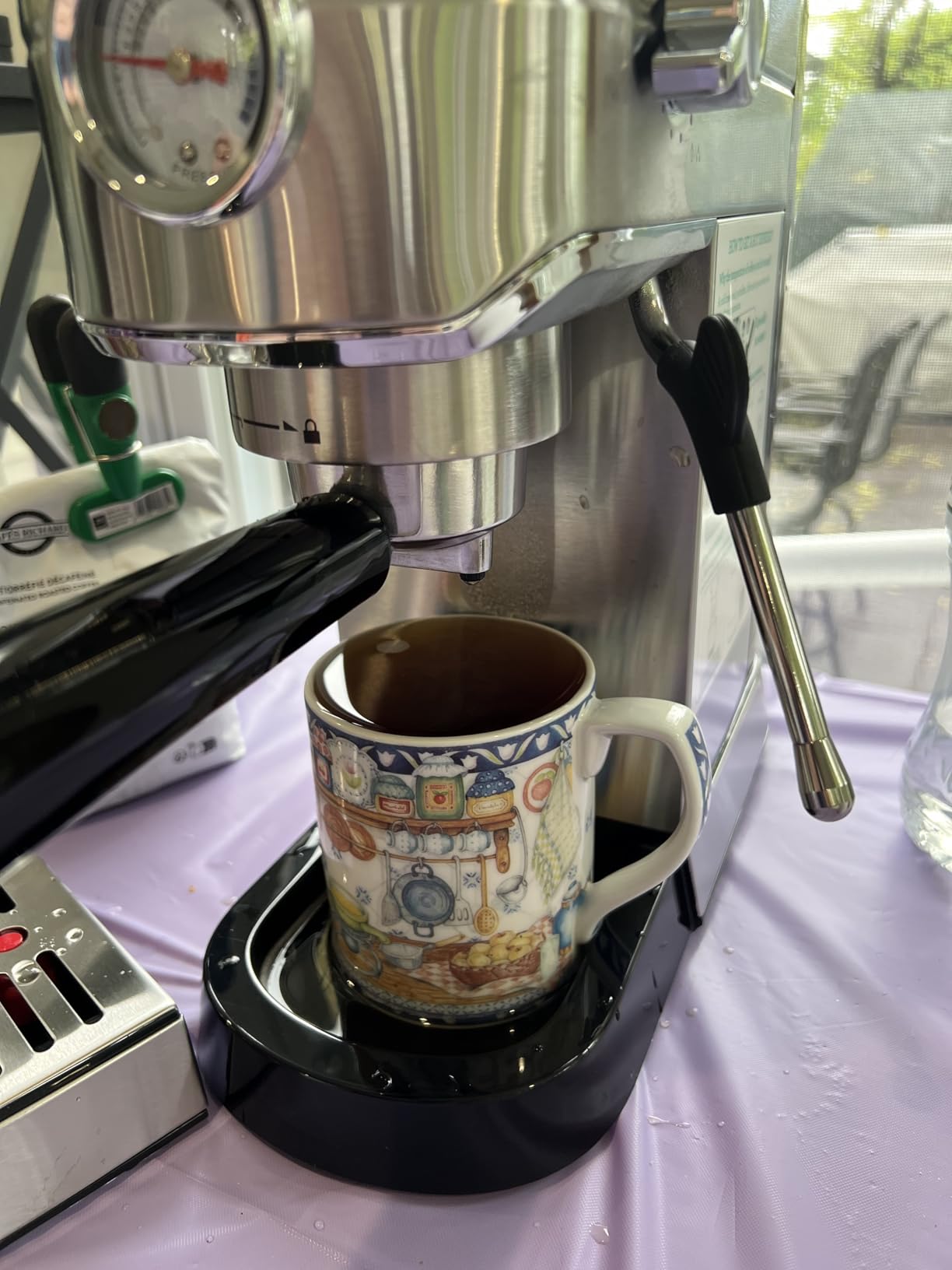 CASABREWS CM5418 Compact Espresso Machine with Milk Frothing Steam Wand, 20-Bar Pump customer photo 2