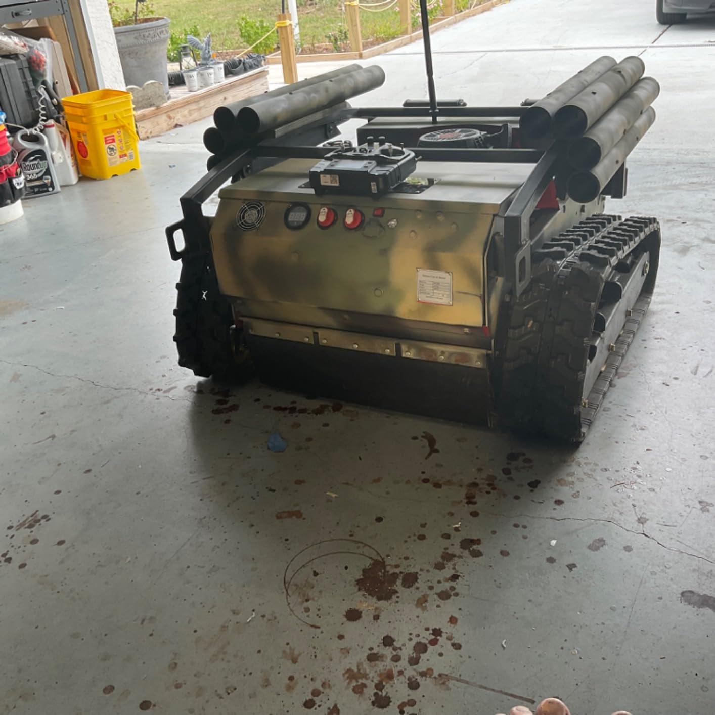 Remote Controlled Lawn Mower | 55° Slope Capability | Hybrid Self-Charging Dual Battery | Brushless Motors | Zero Turn | Adjustable Cutting Deck customer photo 2