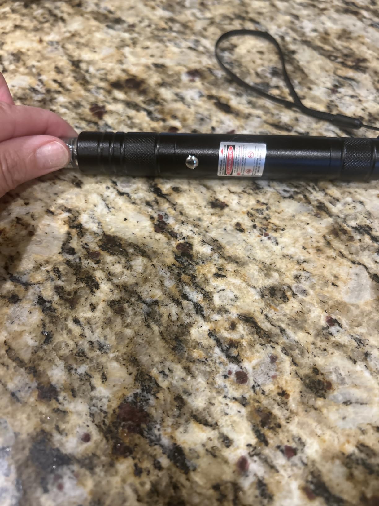 [Professional] Rechargeable Red Laser Pointer High Power Red Beam Laser Light Long Distance Range For TV/LED/LCD Screens Tactical Flashlights Presentation Office/Outdoors/Astronomic/Construction [001] customer photo 1