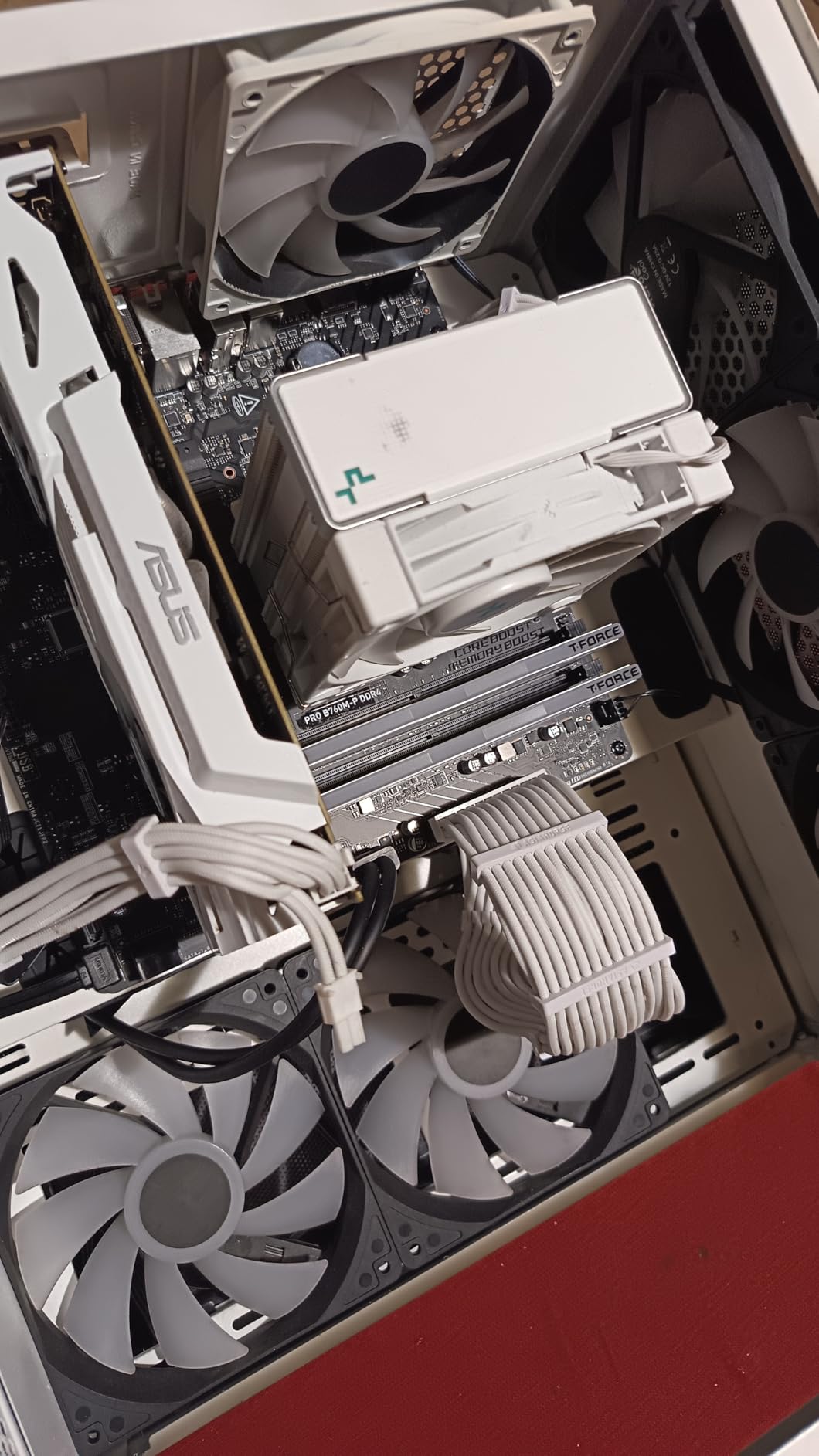 MSI PRO B760M-P DDR4 ProSeries Motherboard (Supports 12th/13th/14th Gen Intel Processors, LGA 1700, DDR4, PCIe 4.0, M.2, USB 3.2 Gen2, HDMI/DP, mATX) customer photo 2