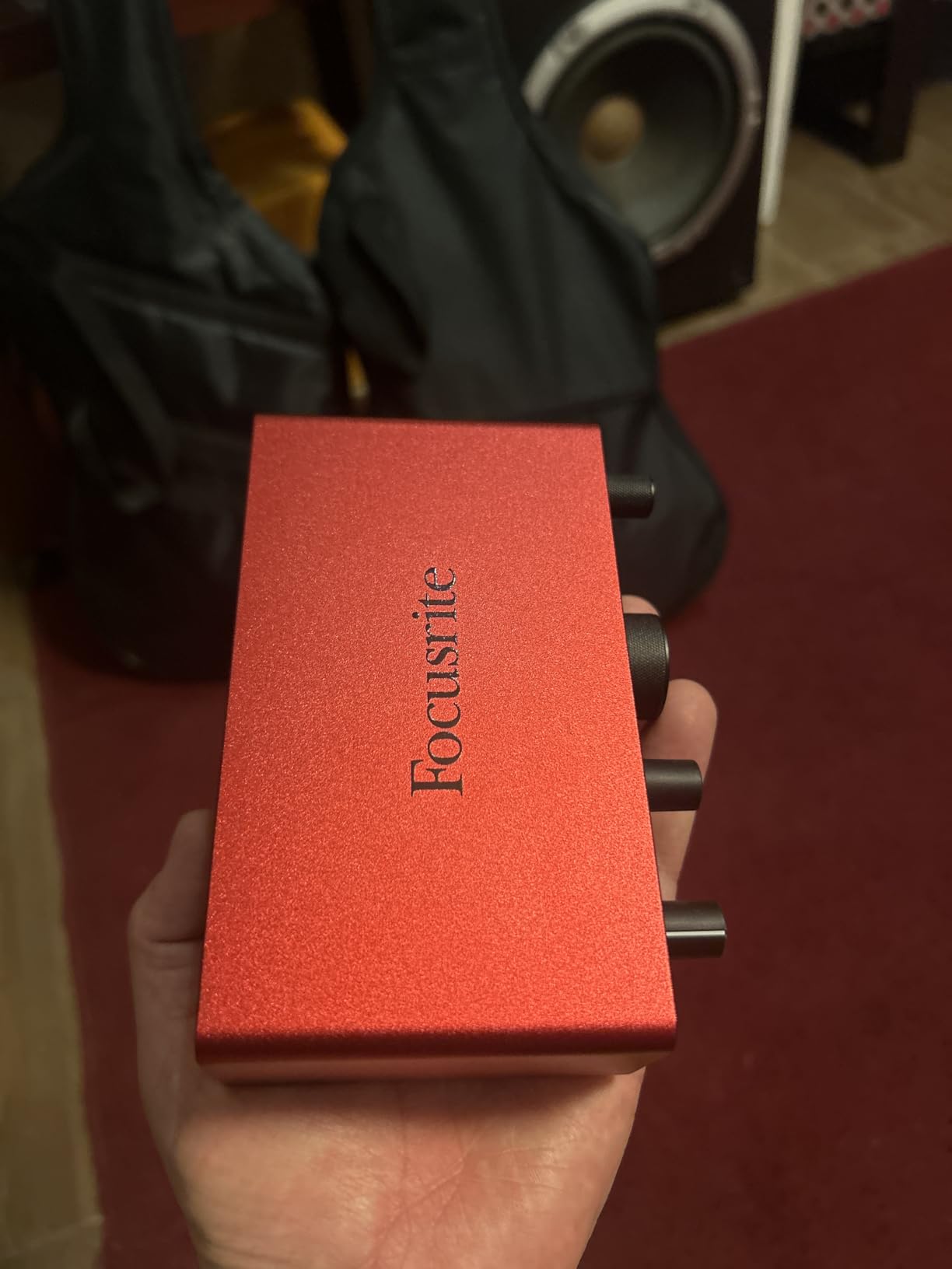 Focusrite Scarlett Solo 4th Gen USB-C Audio Interface, for the Guitarist, Vocalist, or Producer - High-Fidelity, Studio Quality Recording, and All the Software You Need to Record | 1 XLR Mic Preamp, 1 Hi-Z Instrument Input, 24-Bit/192kHz, 120dB Dynamic Range, Air Modes, PC/Mac/iPad Compatible customer photo 2