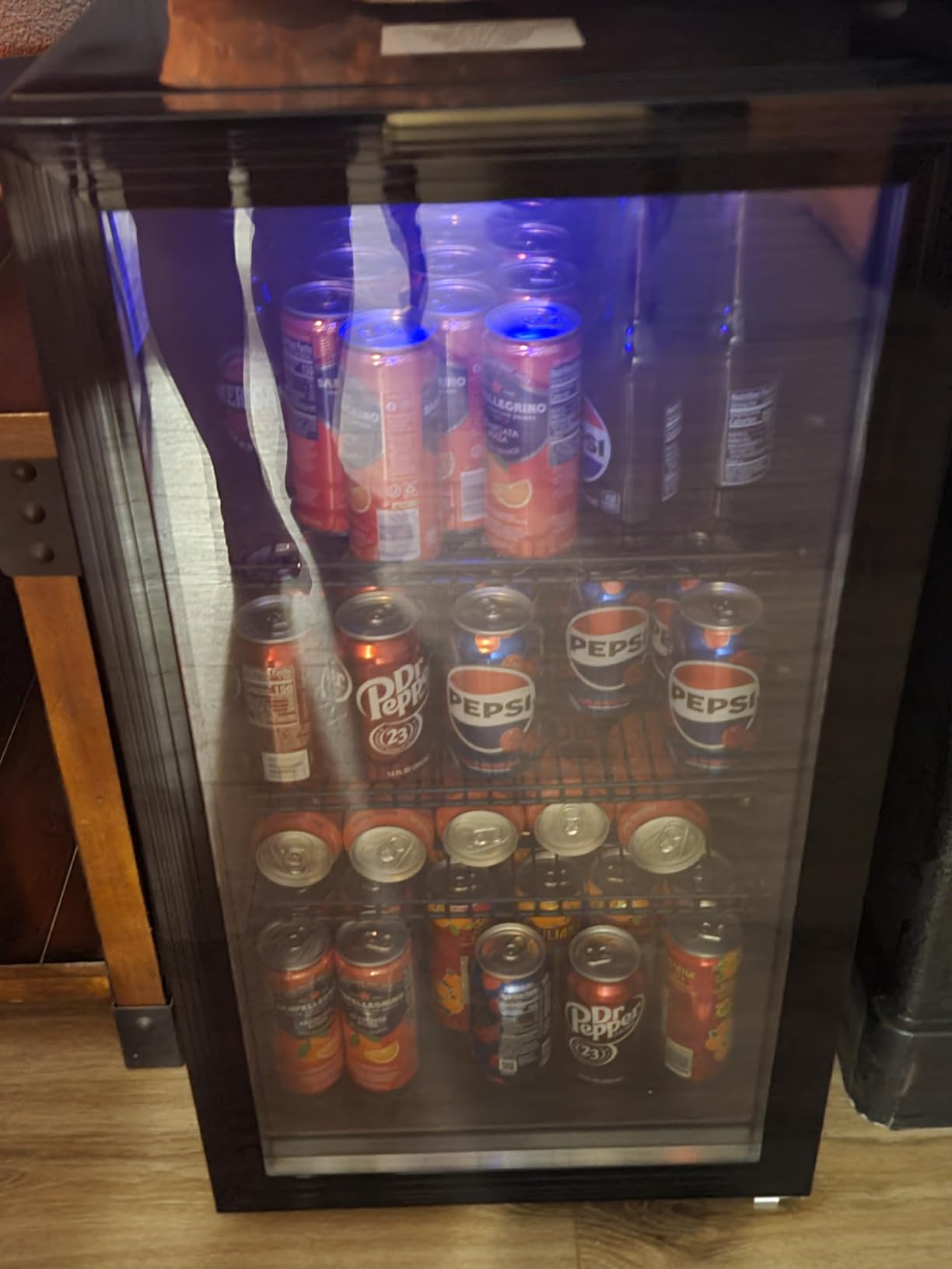130 Can Beverage Refrigerator, 3.2 Cu.Ft Mini Fridge Beverage Cooler | Glass Door, 35-65F Digital Temperature Display, Adjustable Shelves, Beverage Fridge for Soda, Beer & Wine customer photo 1