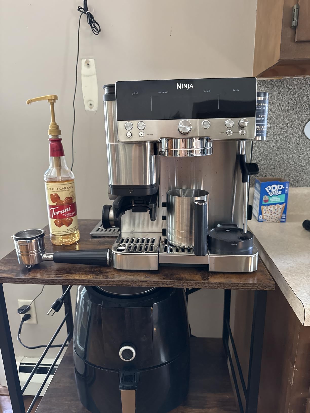 Ninja Luxe Café Premier 3-in-1 Espresso Machine, Drip Coffee, & Cold Brew | Built-in Grinder, Hands-Free Milk Frother, and Assisted Tamper for Cappuccinos & Lattes, Stainless Steel, ES601 customer photo 2