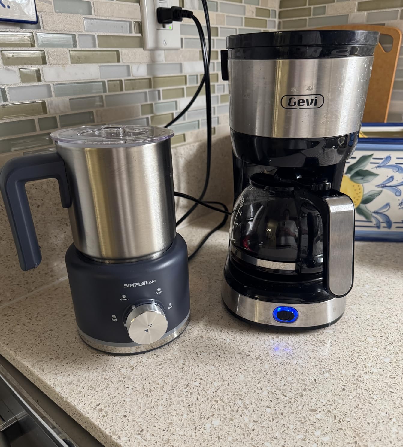 SIMPLETASTE Milk Frother, 4-in-1 Electric Automatic Milk Steamer | Warm and Cold Foam Maker and Milk Warmer for Latte, Cappuccino, Macchiato, Hot Chocolate customer photo 2