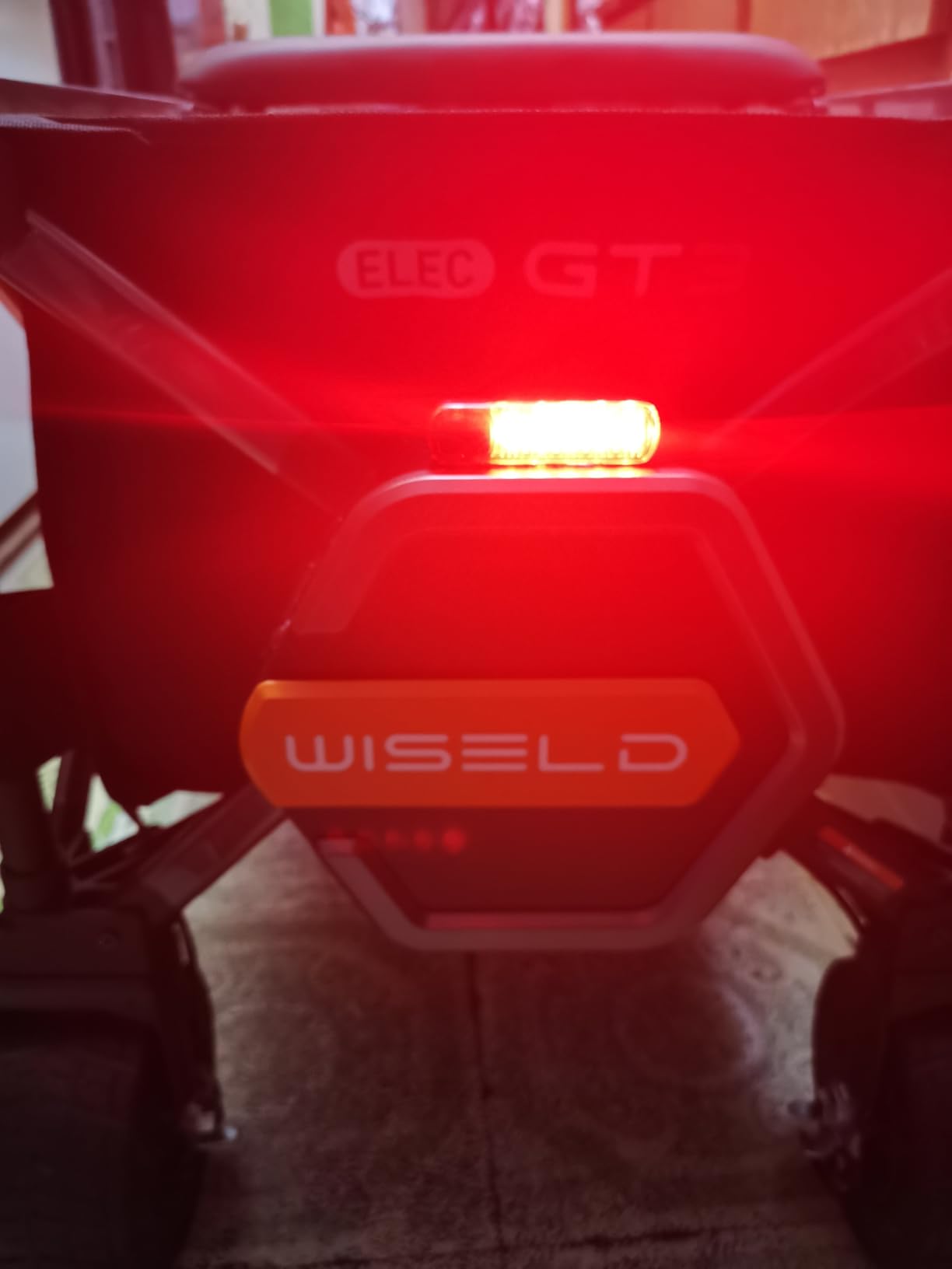 WISELD GT3 Electric Wagon Cart with Seat Battery, 772 LBS Motorized Utility Cart with 1500W Motor, Range 18.6MI, Reverse, Steering, Cruise Control for Camping, Farms, Events & Trade Show customer photo 2