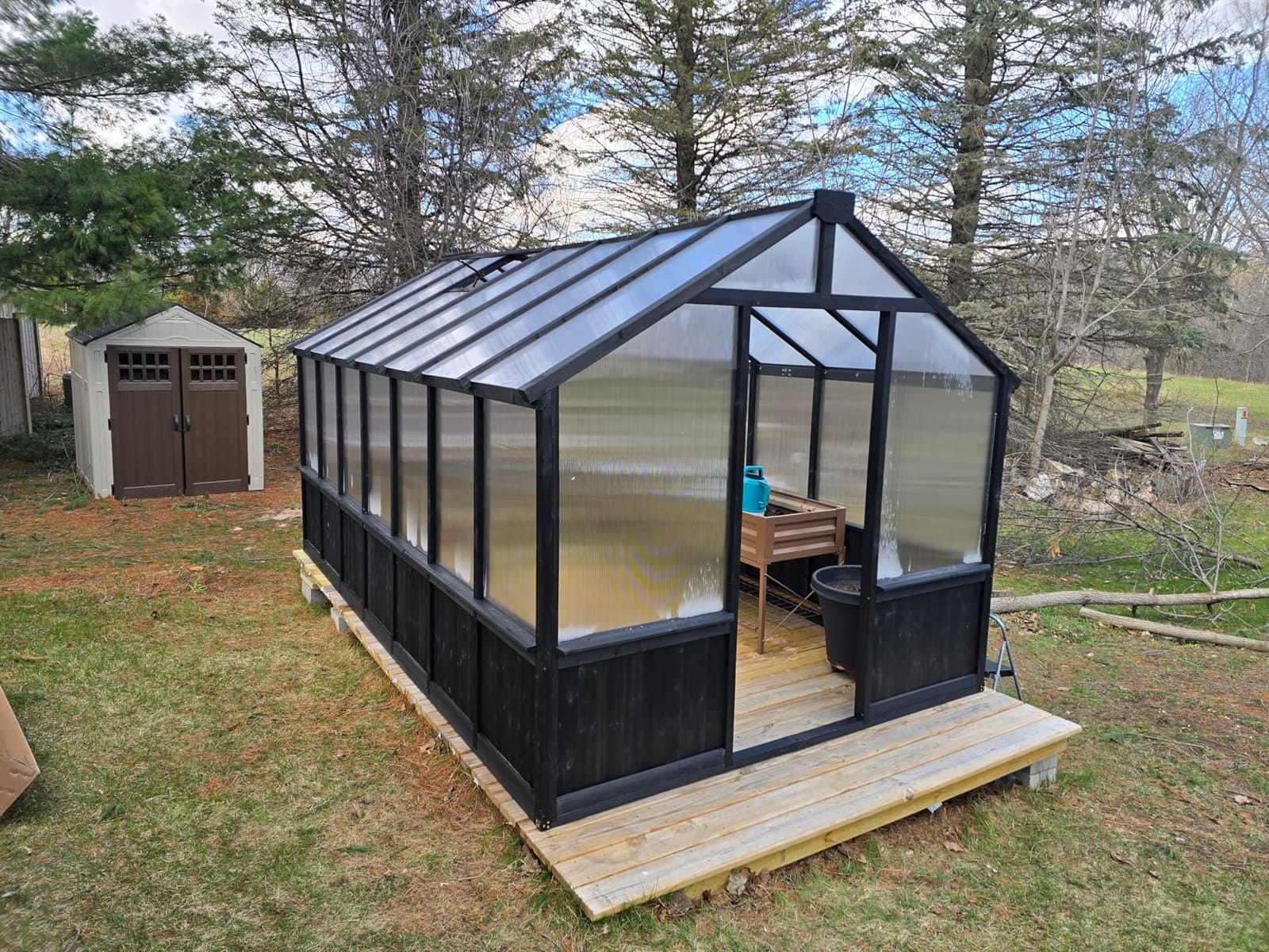 Yardenaler 8x16 FT Greenhouse for Outdoor, 6MM Thick Polycarbonate Panel Wooden Walk-in Green House with Adjustable Roof Vents and Lockable Door, Backyard Garden, Light Mocha Brown customer photo 2